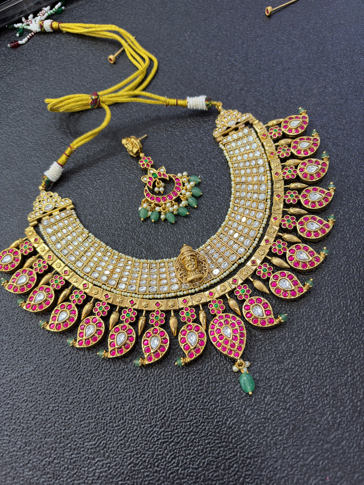 Ns4001 jadau kundan gold replica heavy neckset can be used in 19 ways