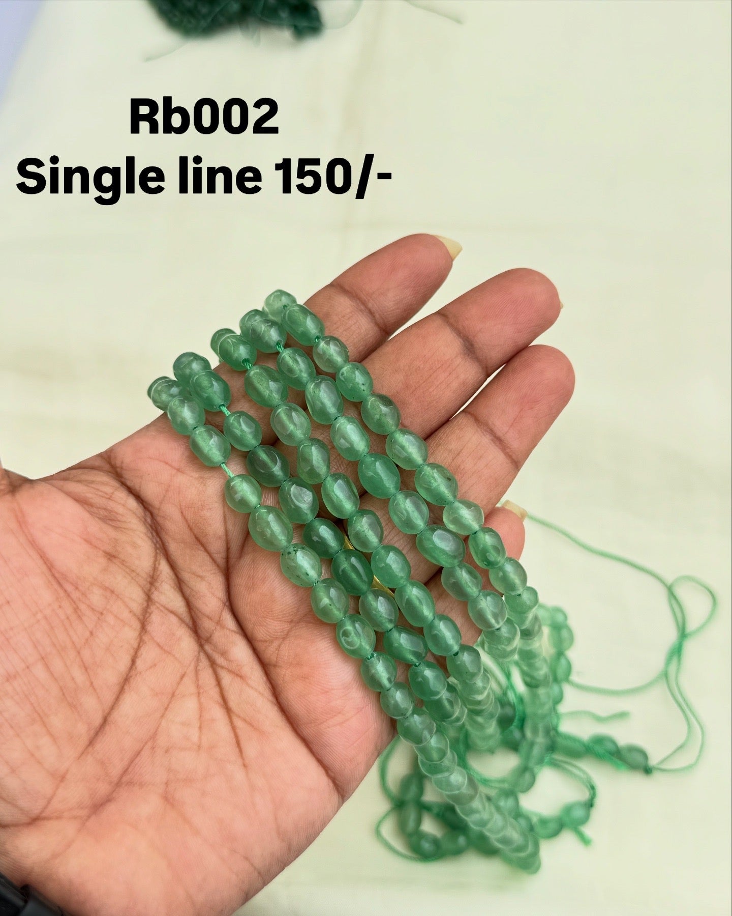 Rb002 Monalisa beads in light green and purple(single line 150/-)