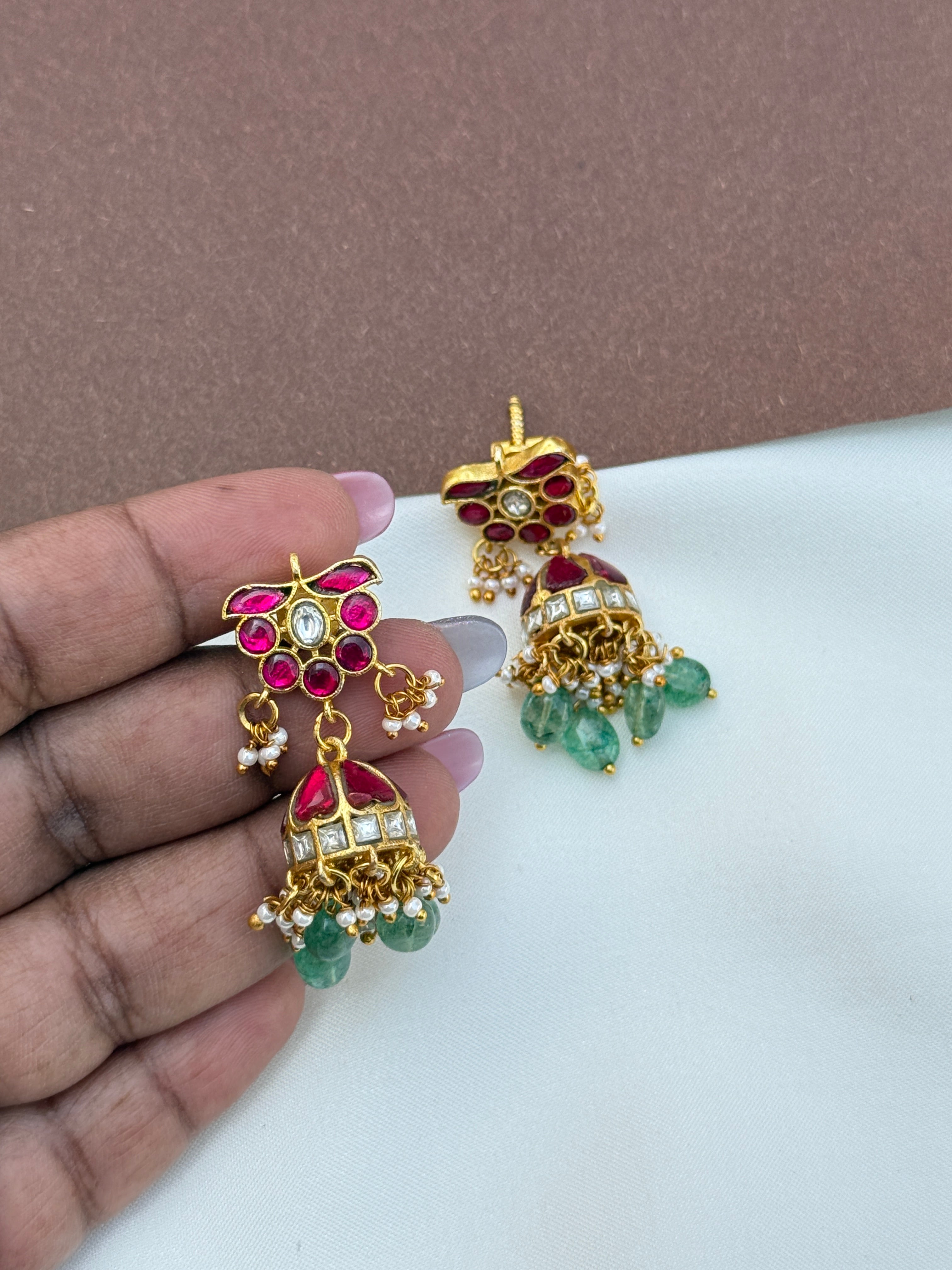 Er156 jadau kundan butta earrings