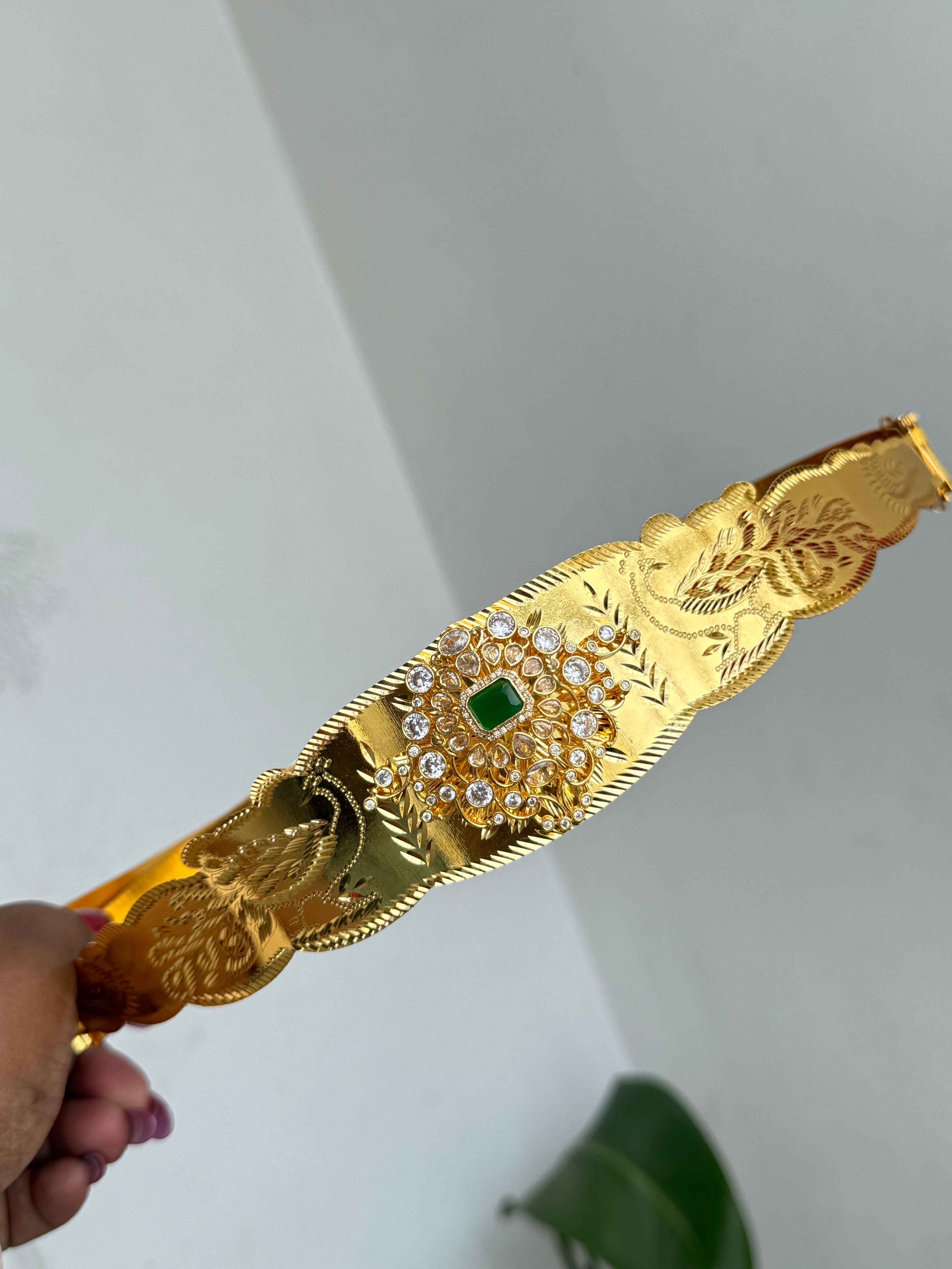 Hb662 dual peacock diamond replica adults hipbelt