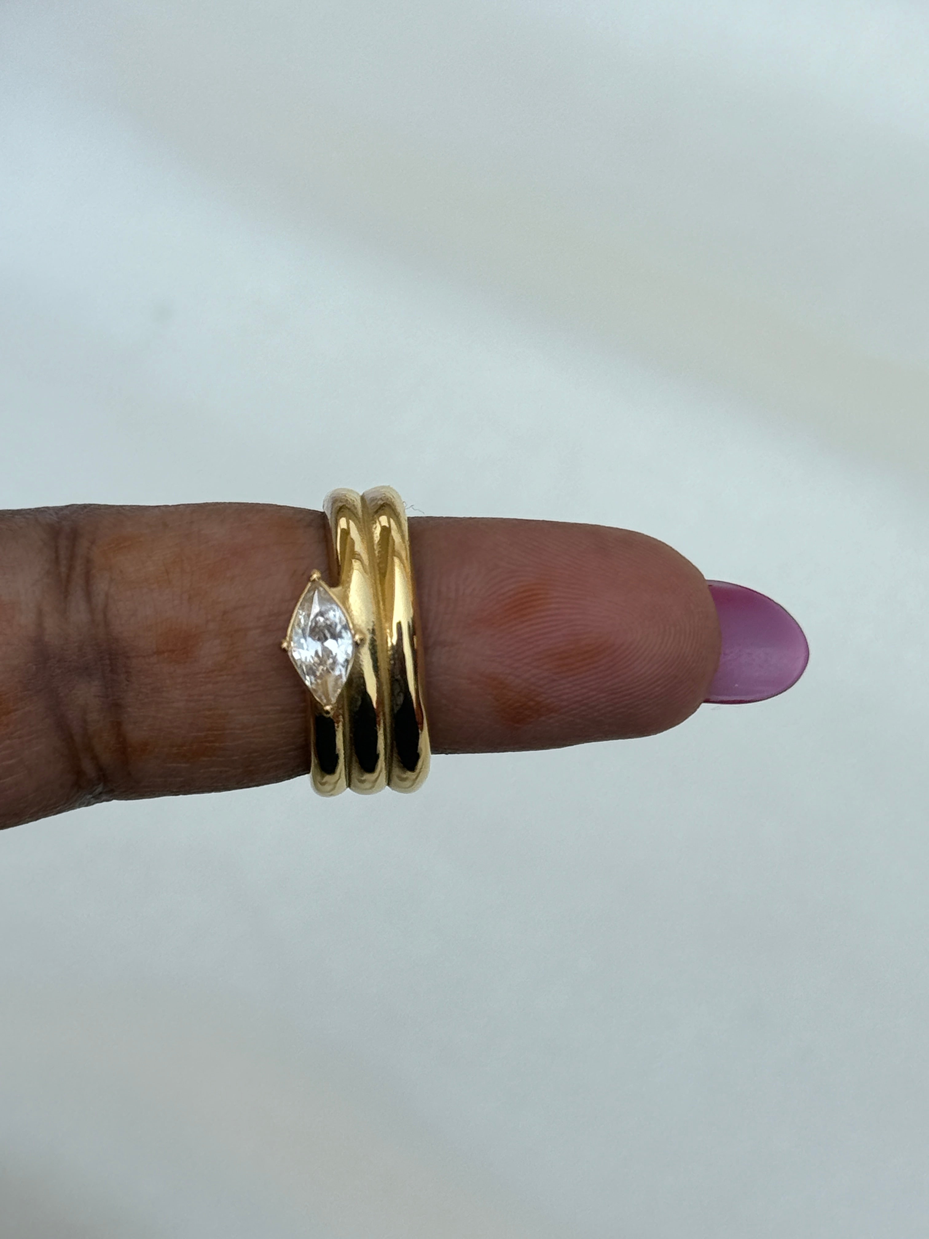 Rg046 anti tarnish triple line white stone  finger ring