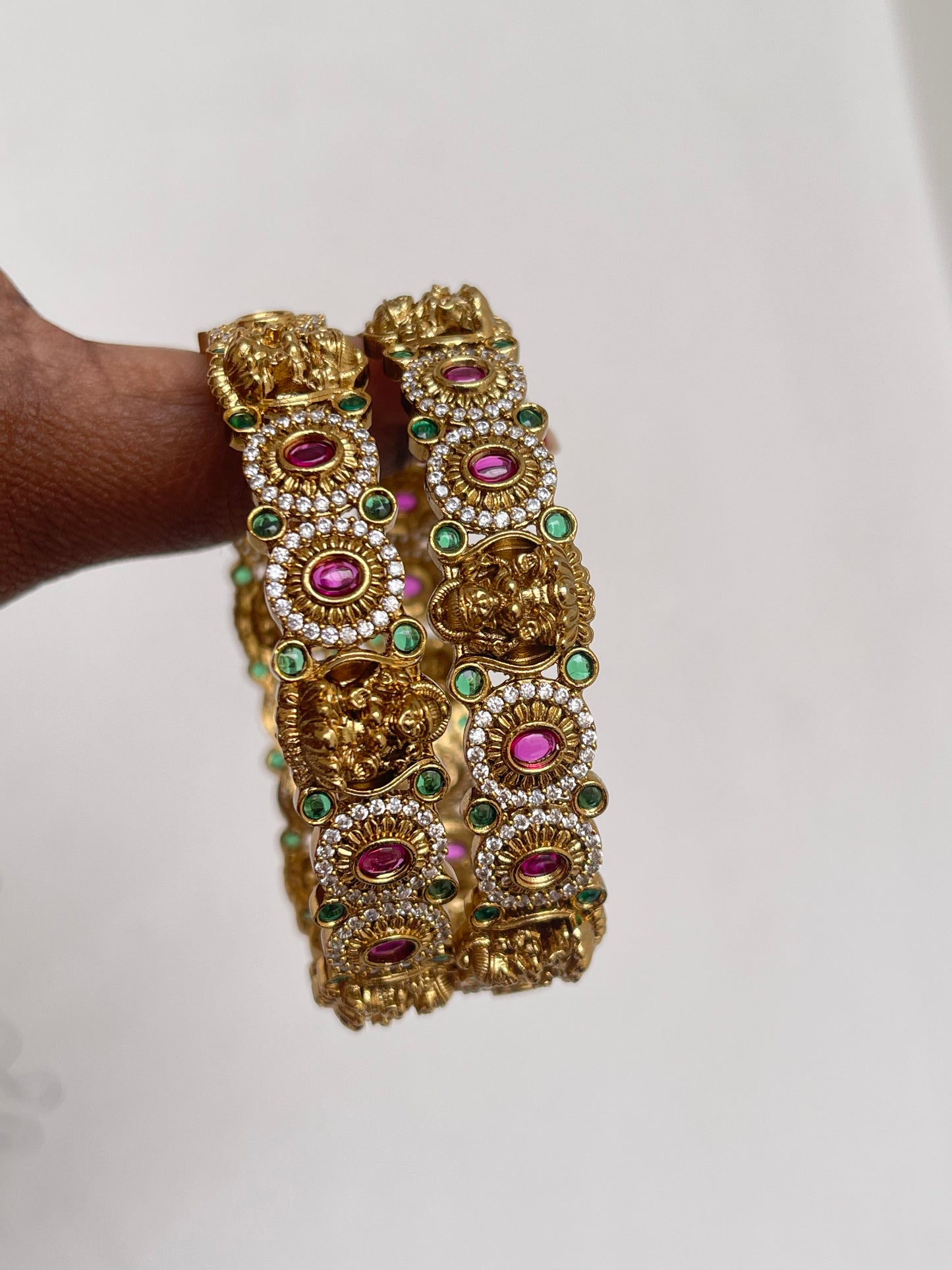 Laxmidevi nakshi bangles