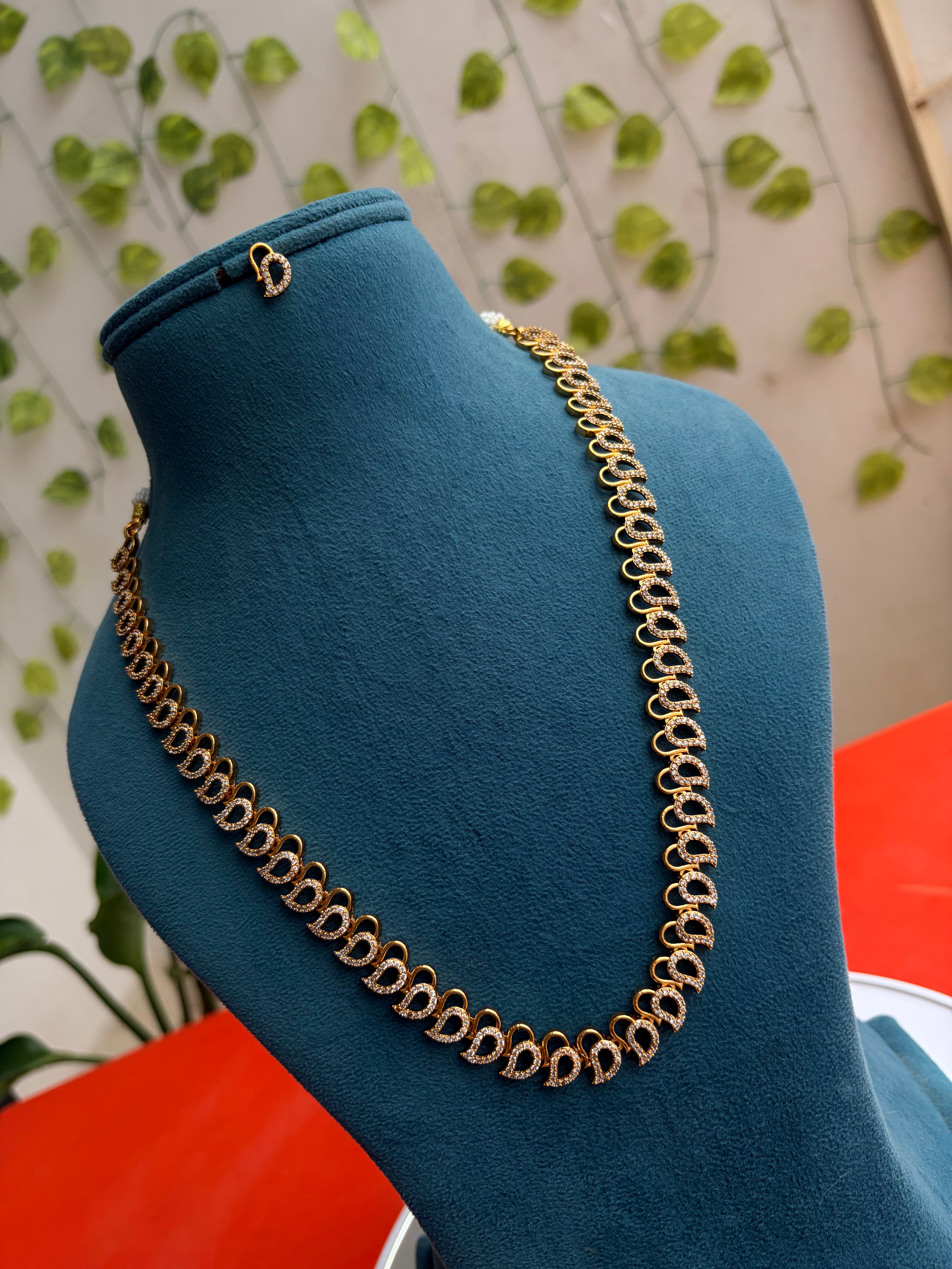 Simple Cz 3/4 Neckset with Earrings Ns939