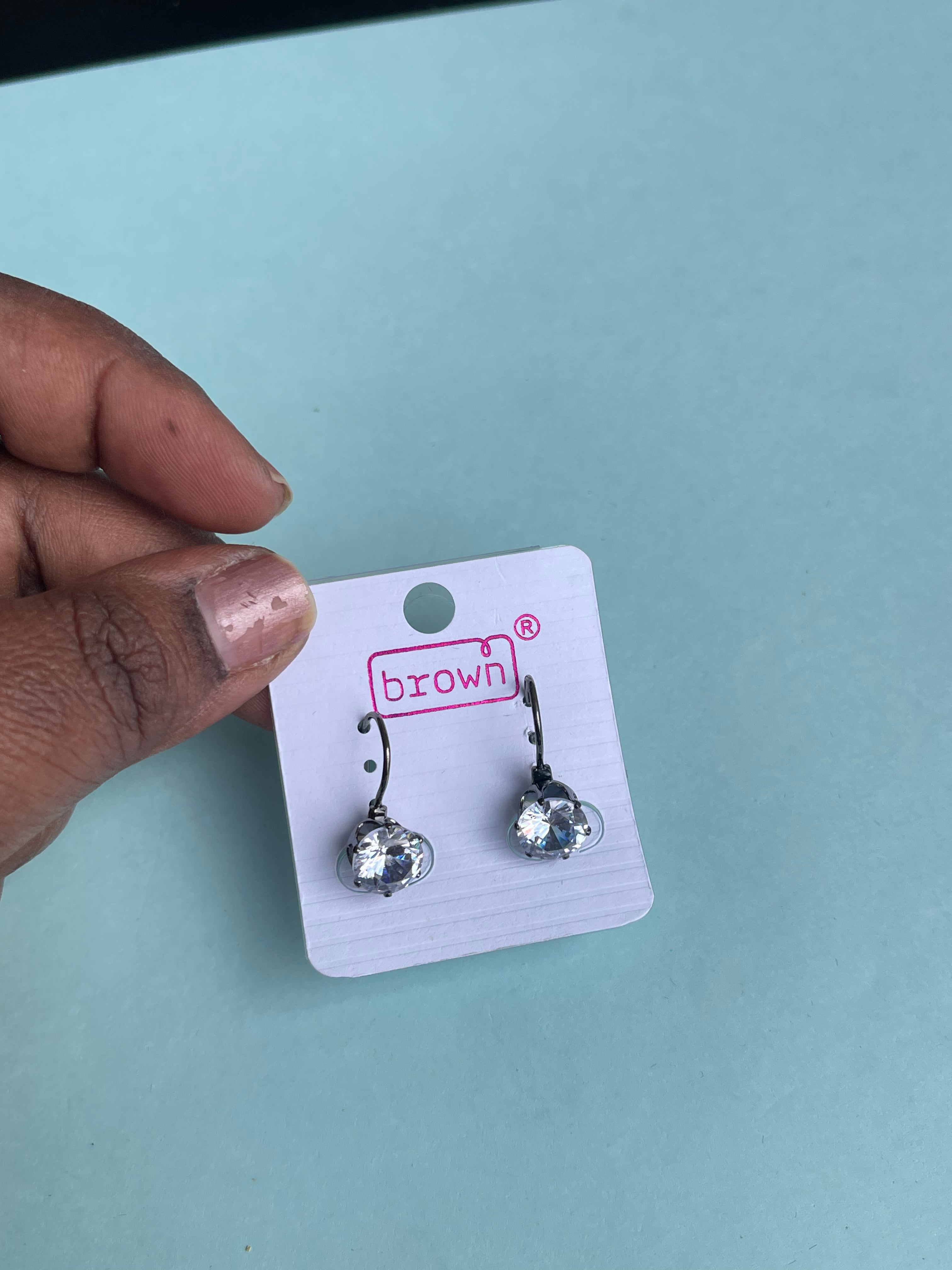 Black metal locksystem studs