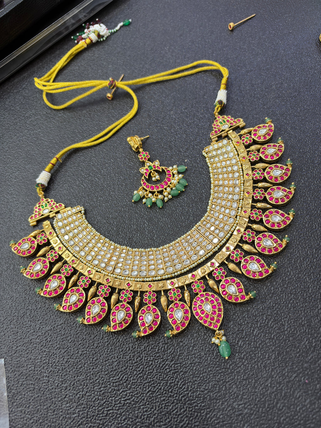 Ns4001 jadau kundan gold replica heavy neckset can be used in 19 ways