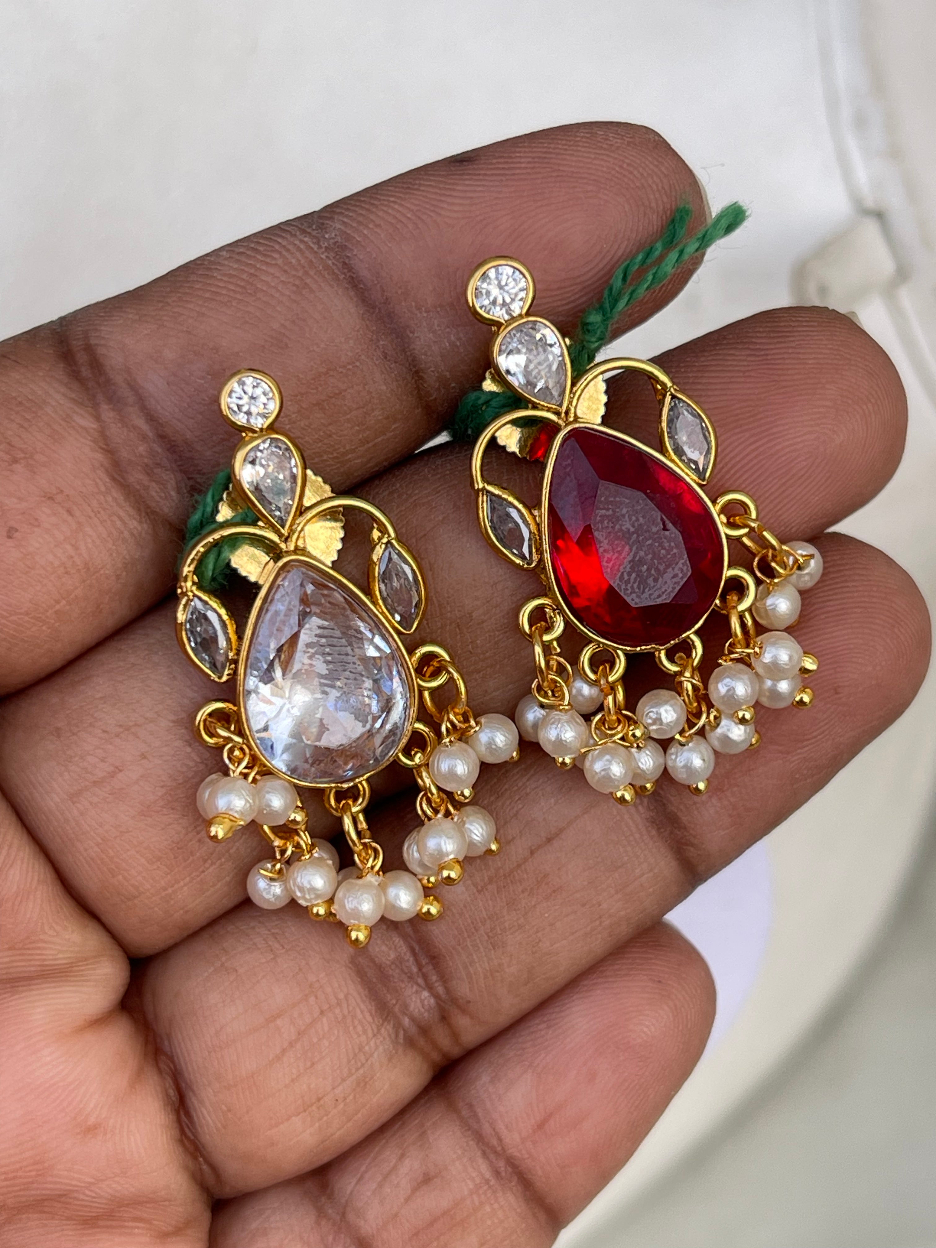Small size earrings