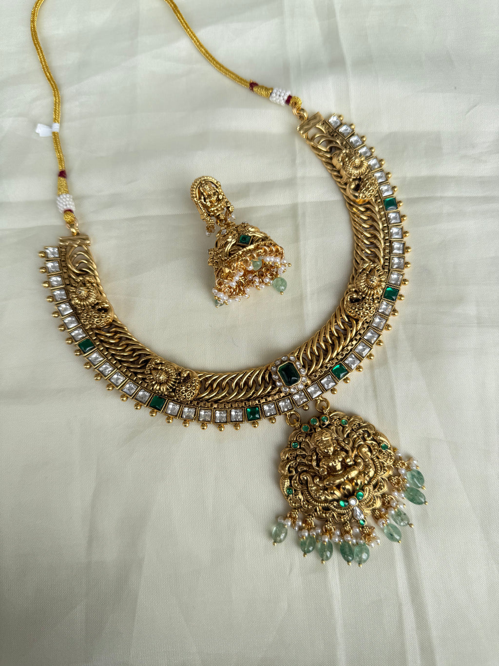Green beads Jalebi Lakshmi Devi Neckset ns002