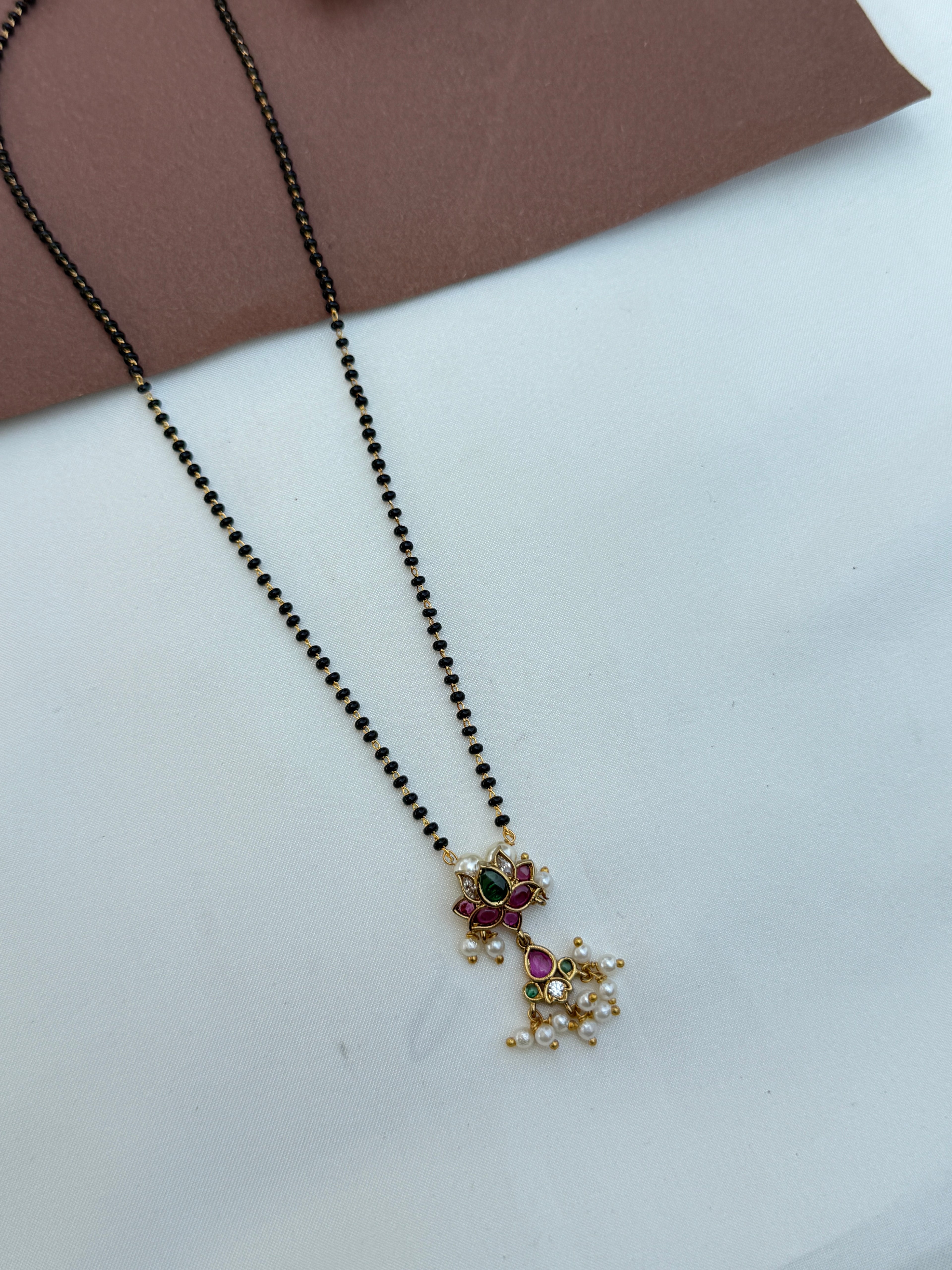Bb069 18inches single line kemp lotus blackbeads