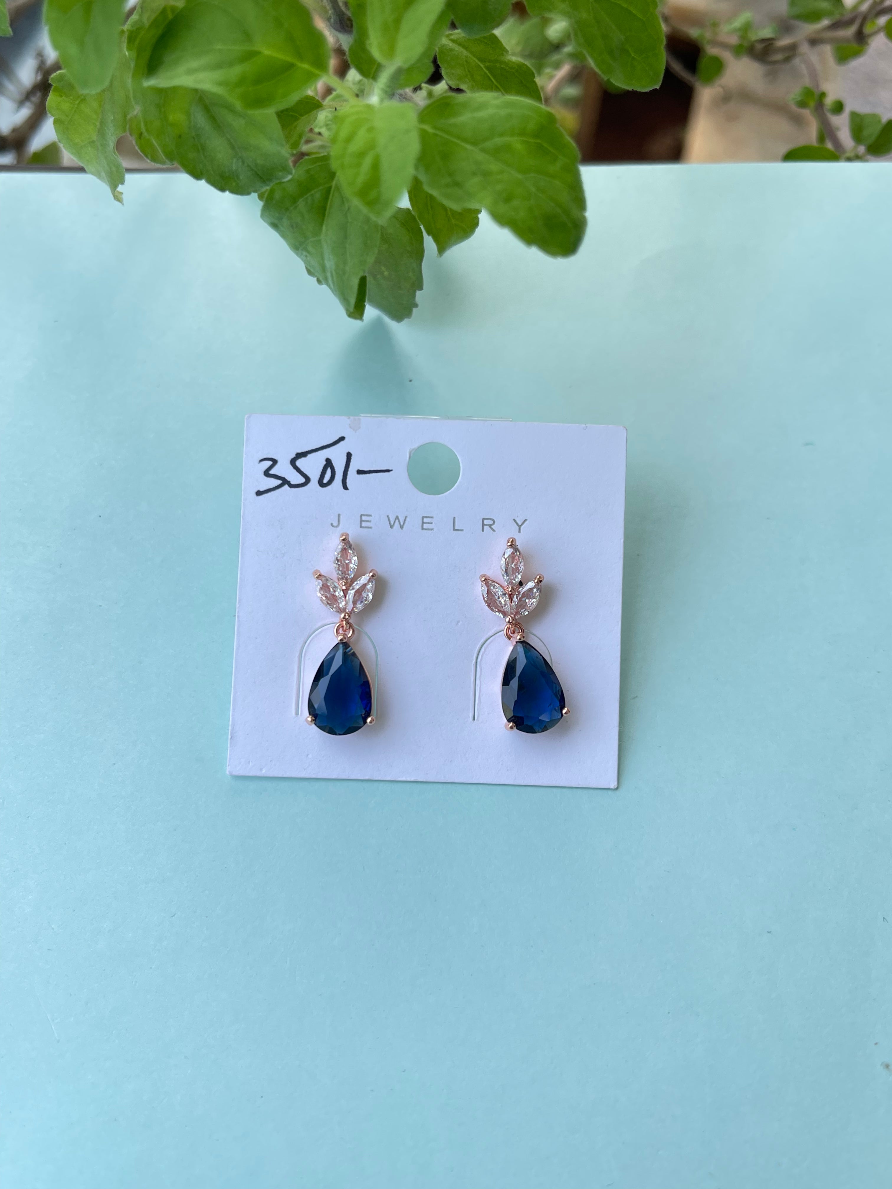3 leaf stone drop hanging earrings