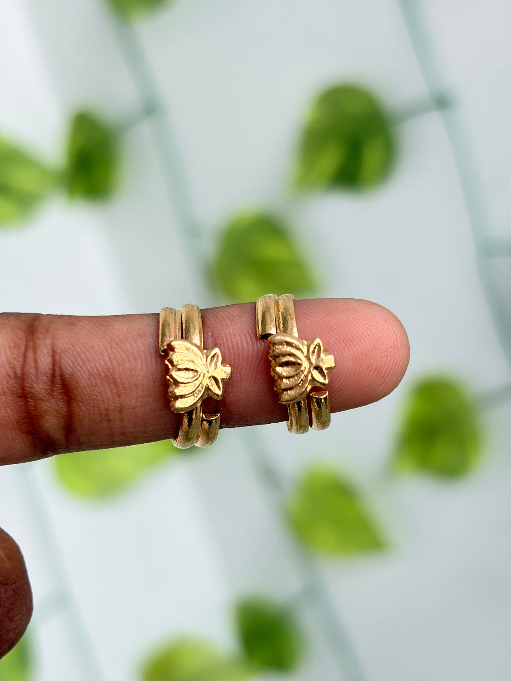 Panchaloham polished lotus design toe rings Tr016