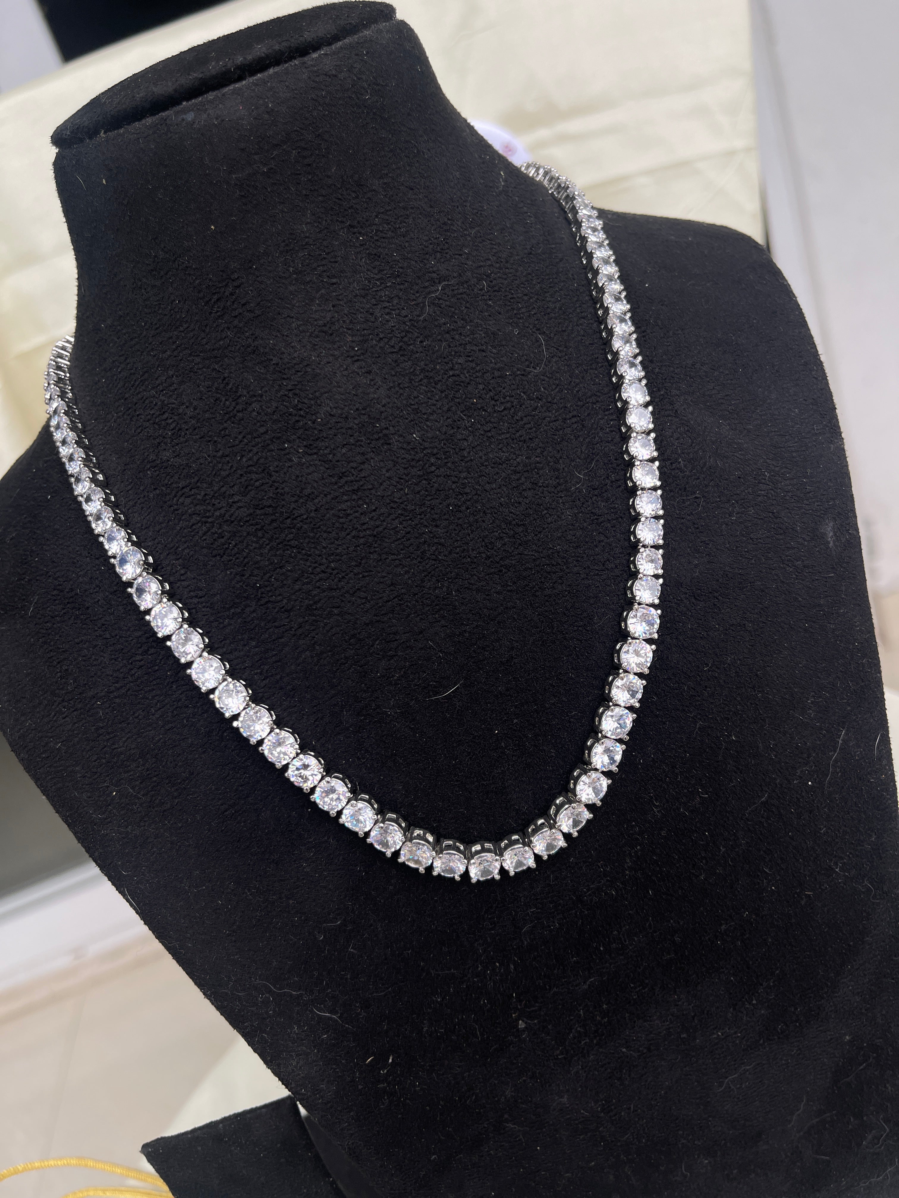 Solitaire 3/4th Western chain