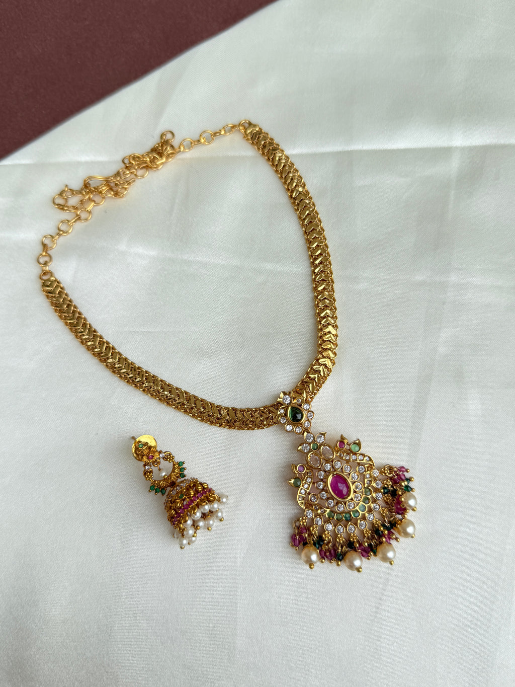 Ns291 Naan chain with multi pendant