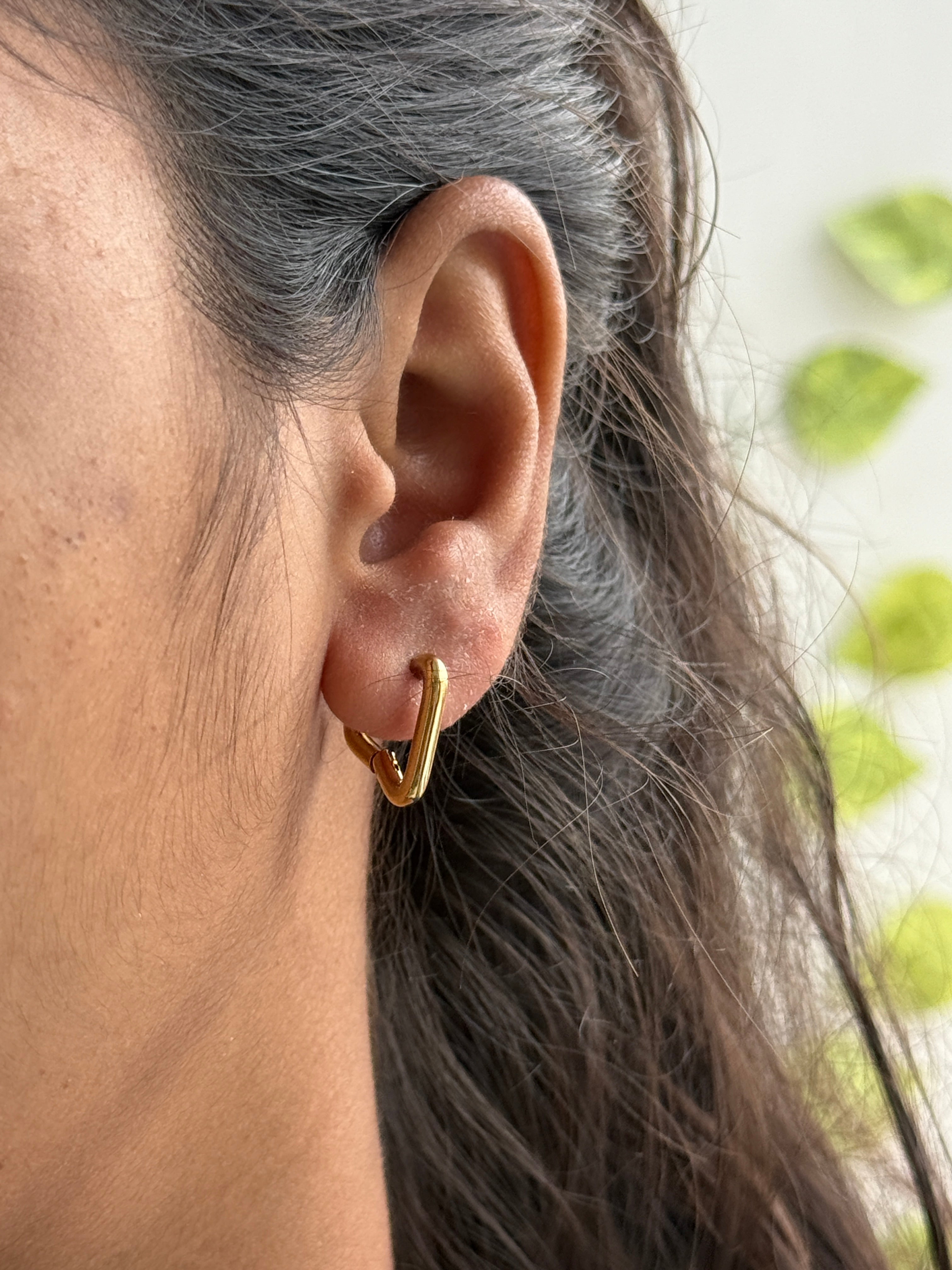 ST064 hoops earrings