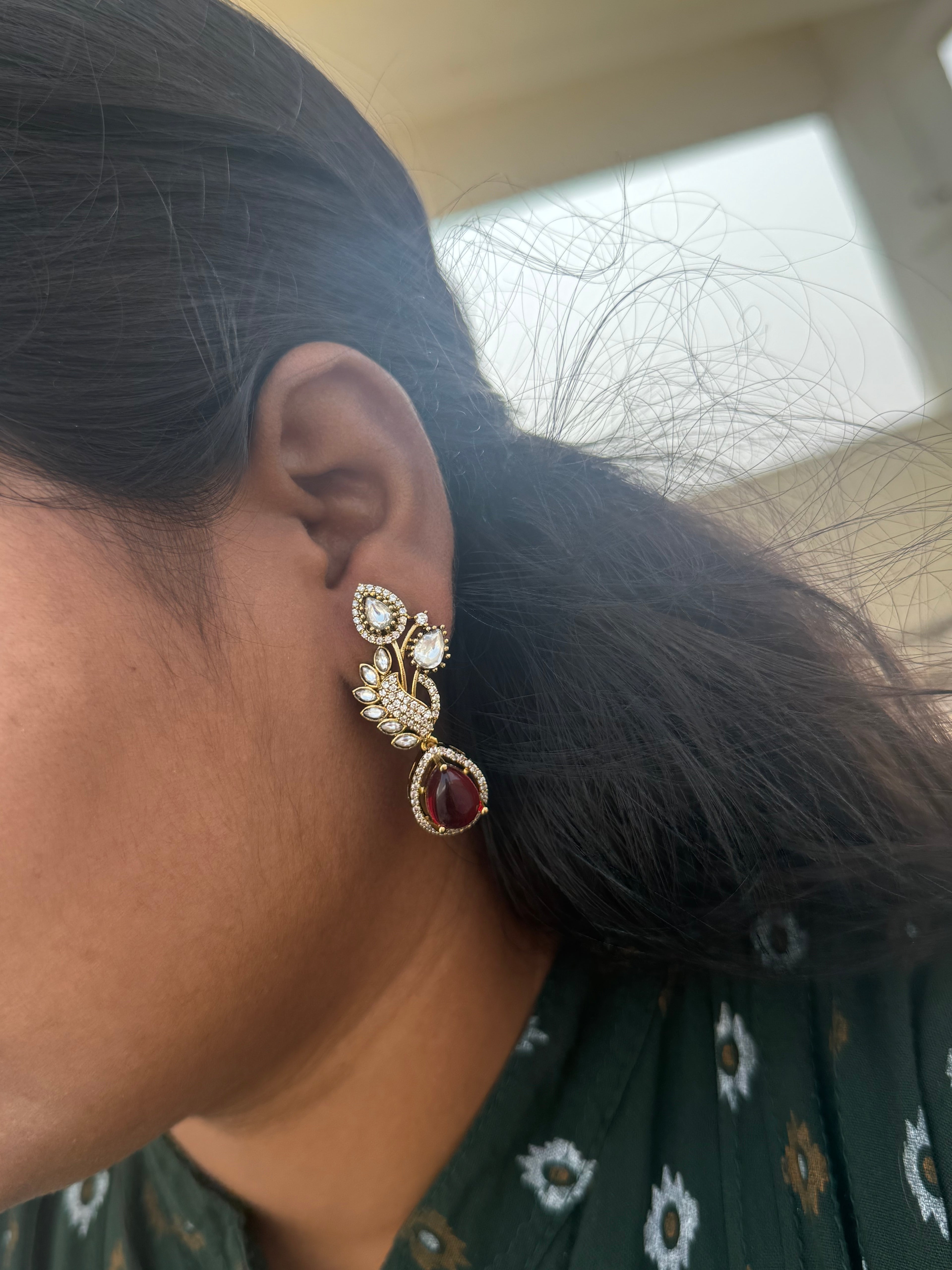 Er2053 victorian western Earrings