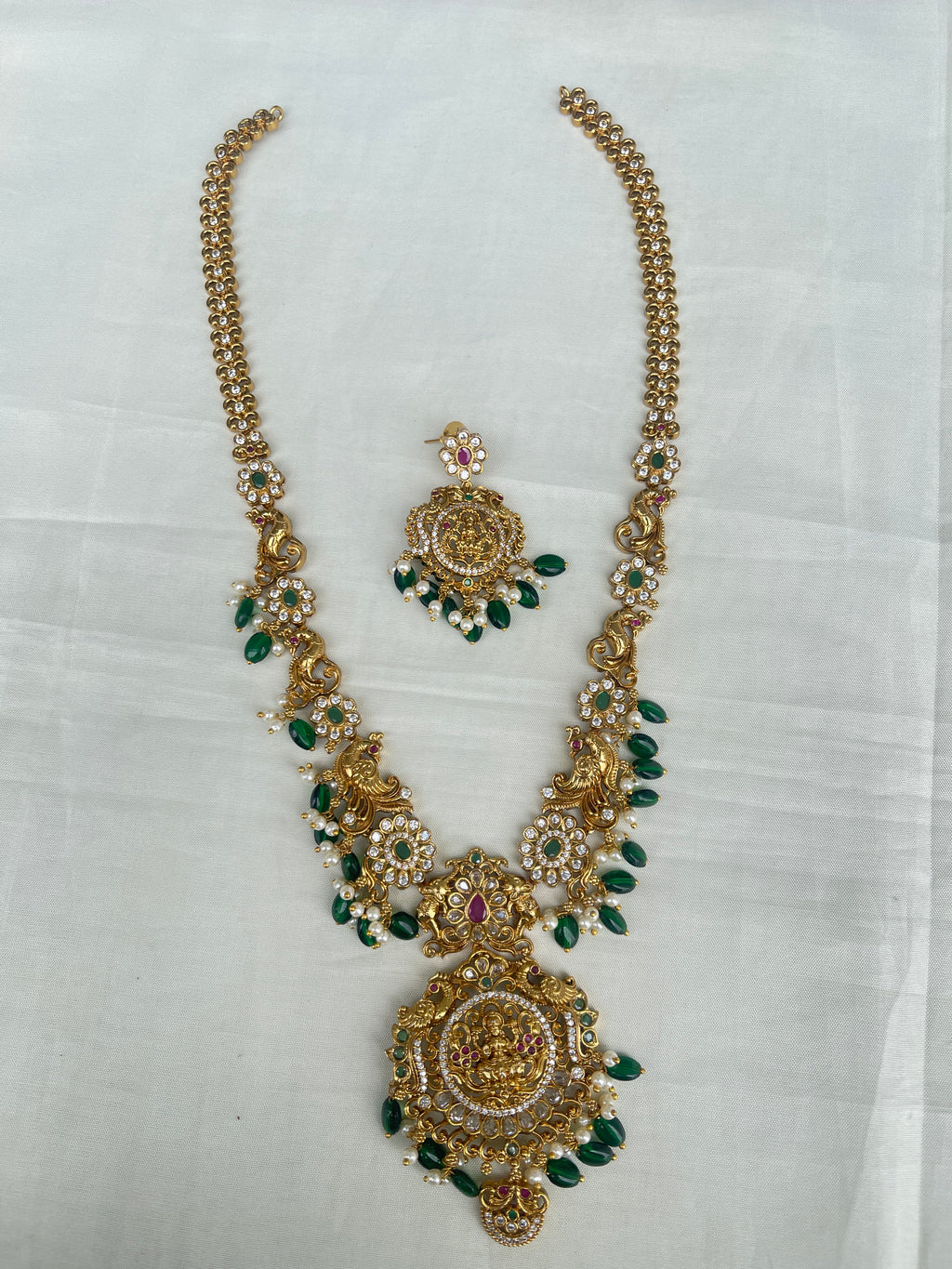 Lh1574 Lakshmi Devi long haram with green beads