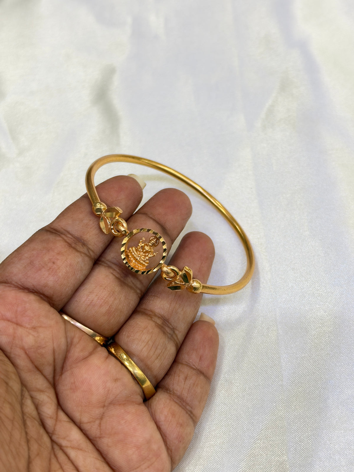 Ph825 Panchaloham unpolished Lakshmidevi leaf kada