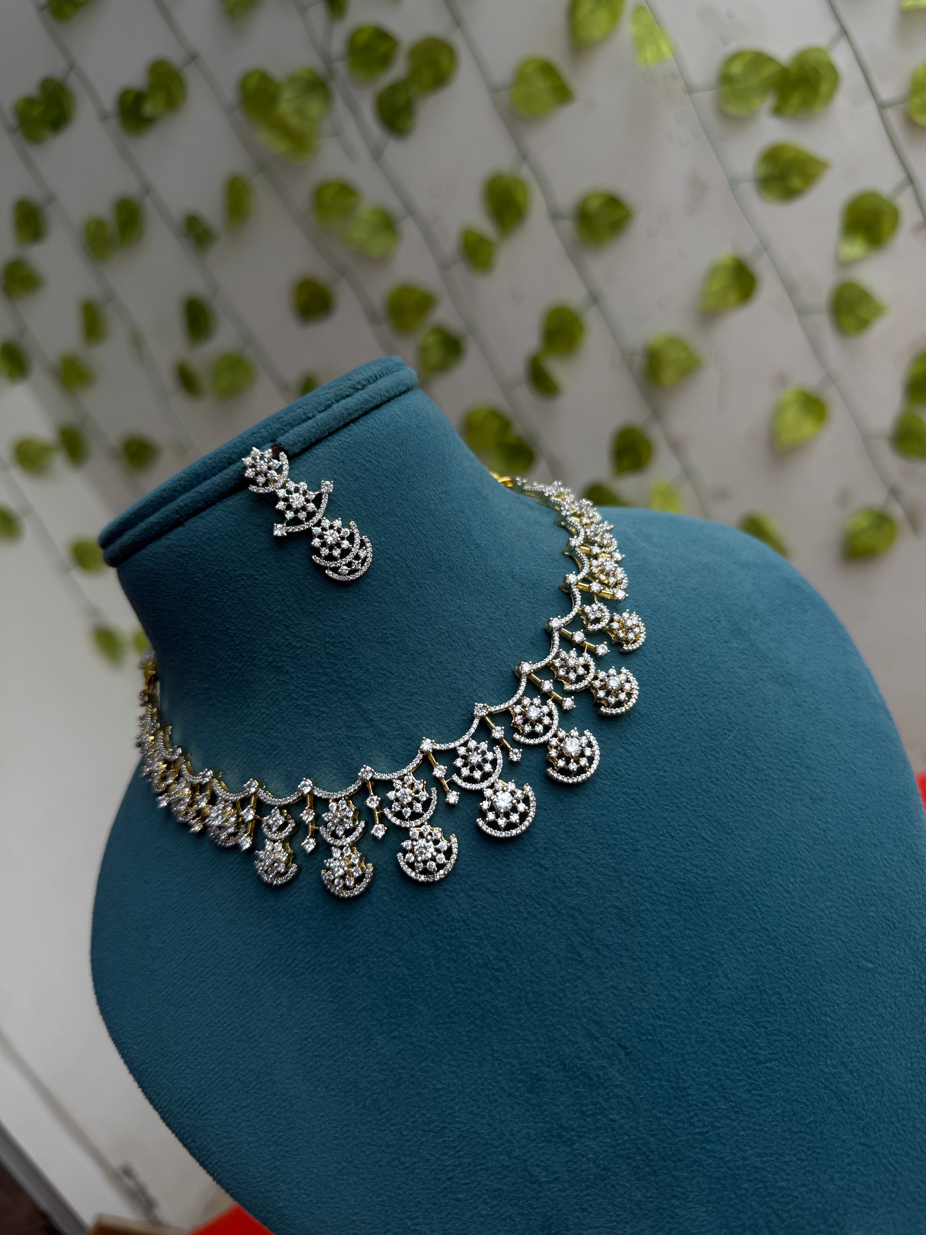 Elegant diamond  finish floral choker Neckset with earrings ns989