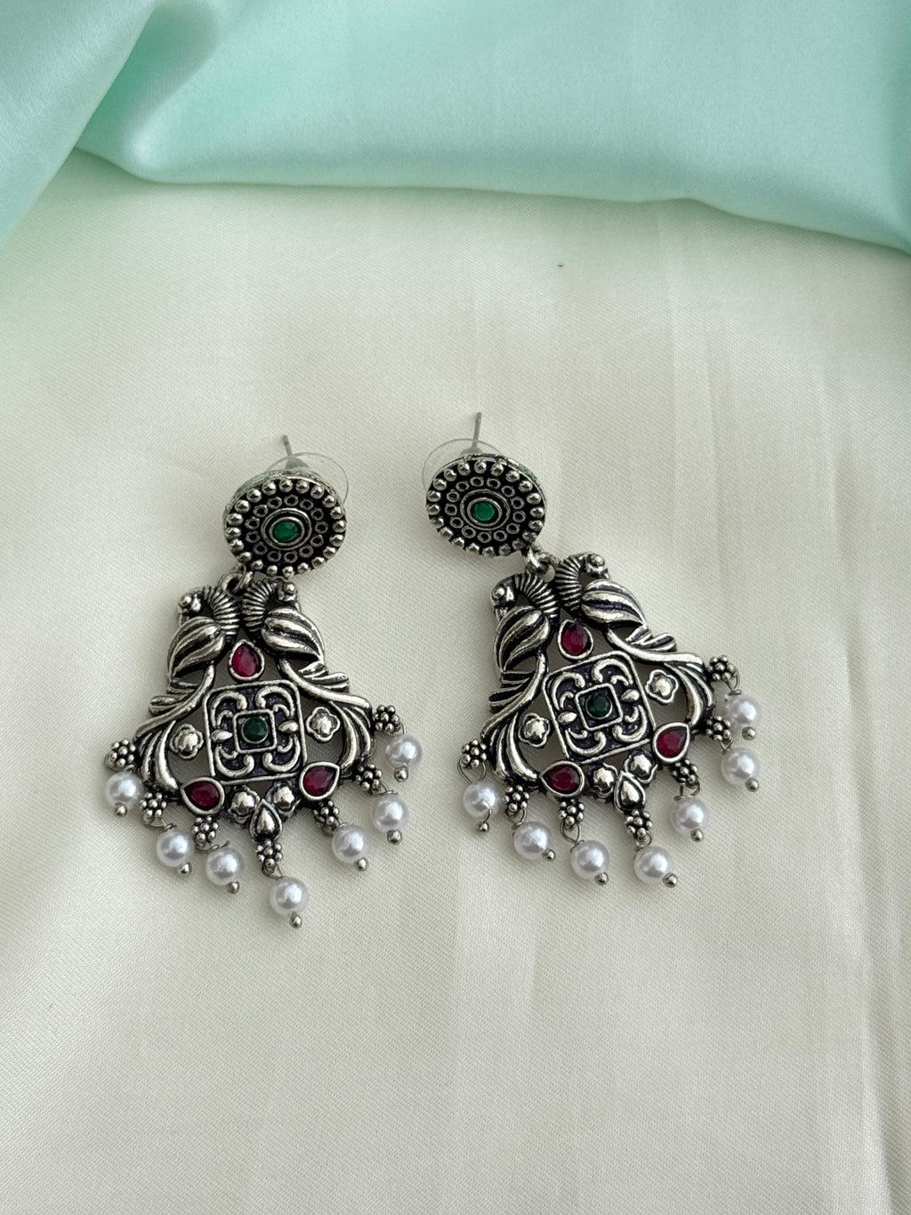 Er210 oxidised chandbalis earrings