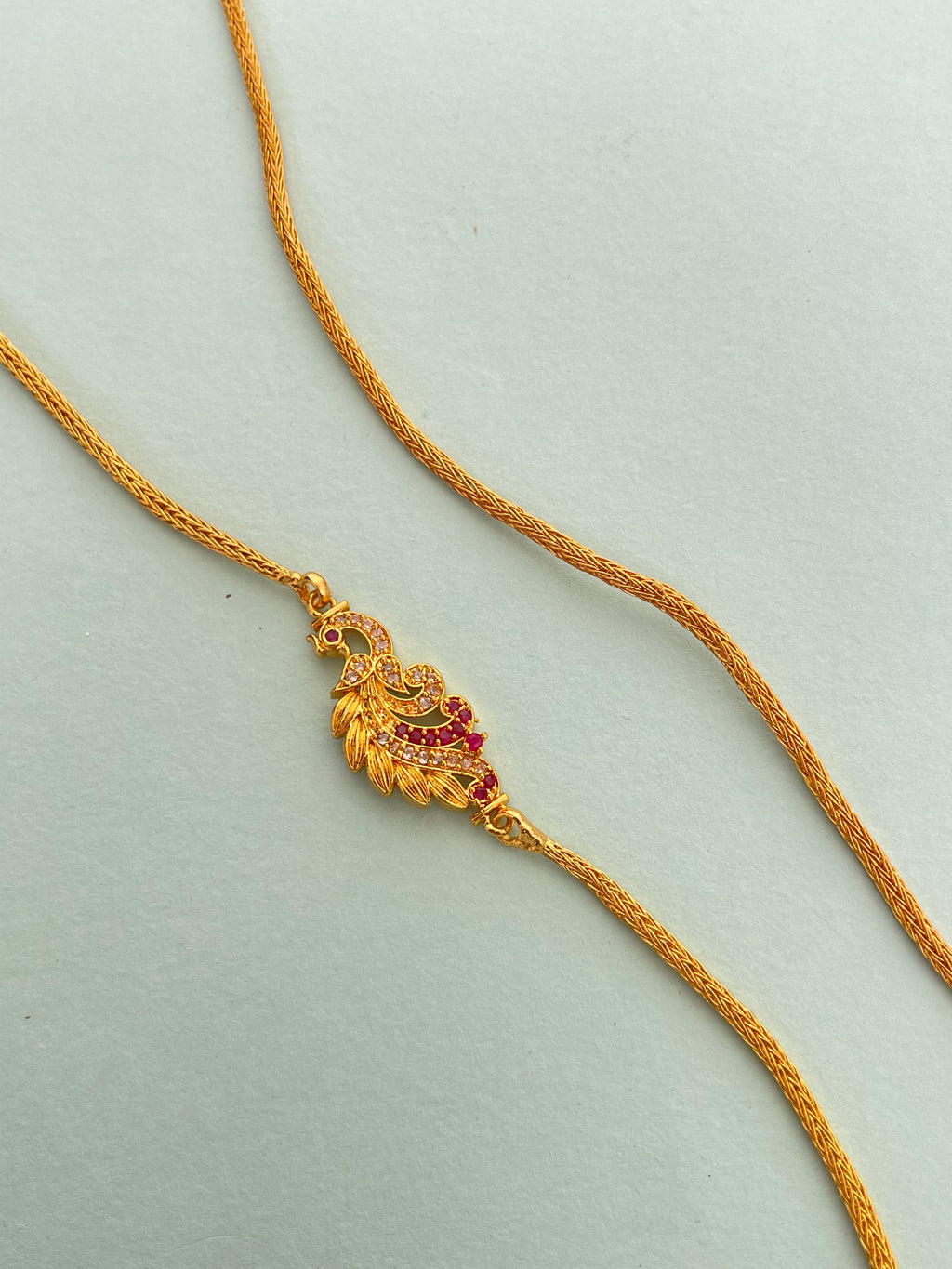 Single pendant peacock mangalsutra (pusthalthadu)