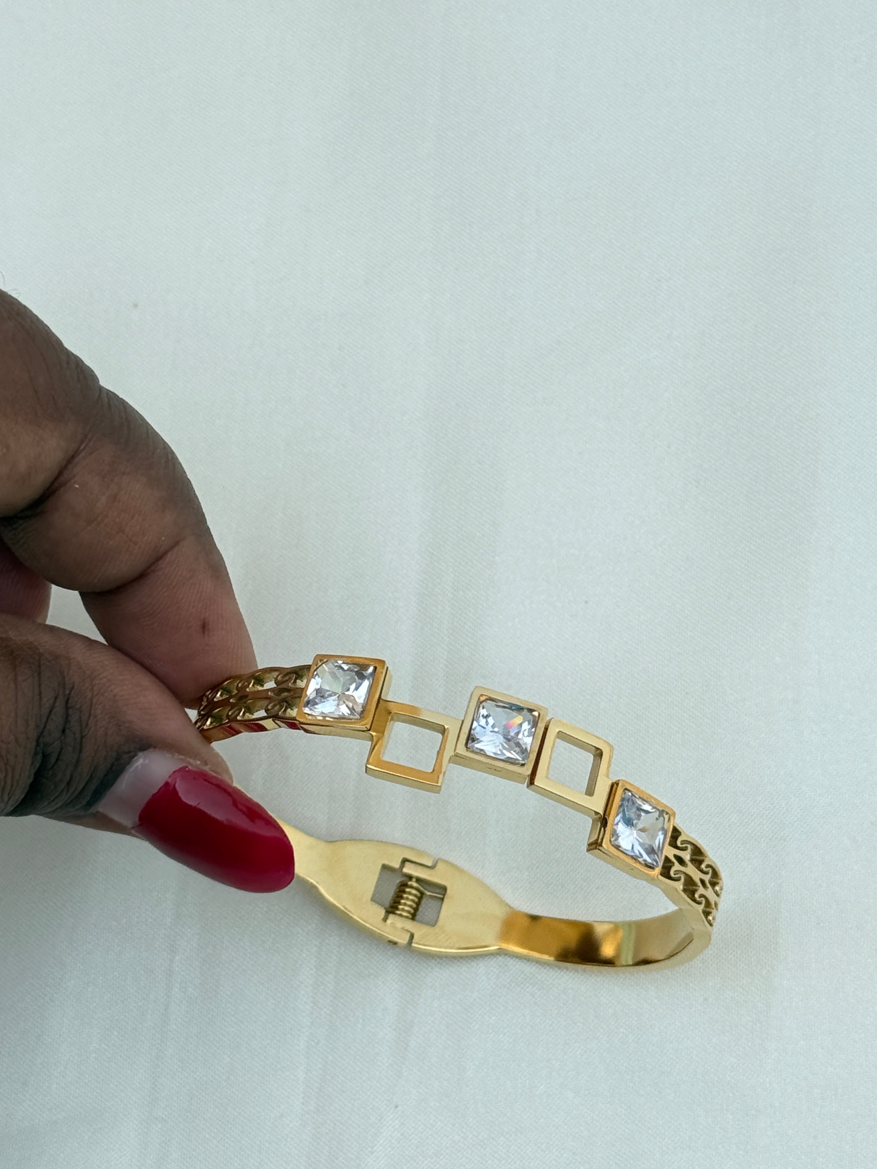 Ab540 anti tarnish openable kada bracelet