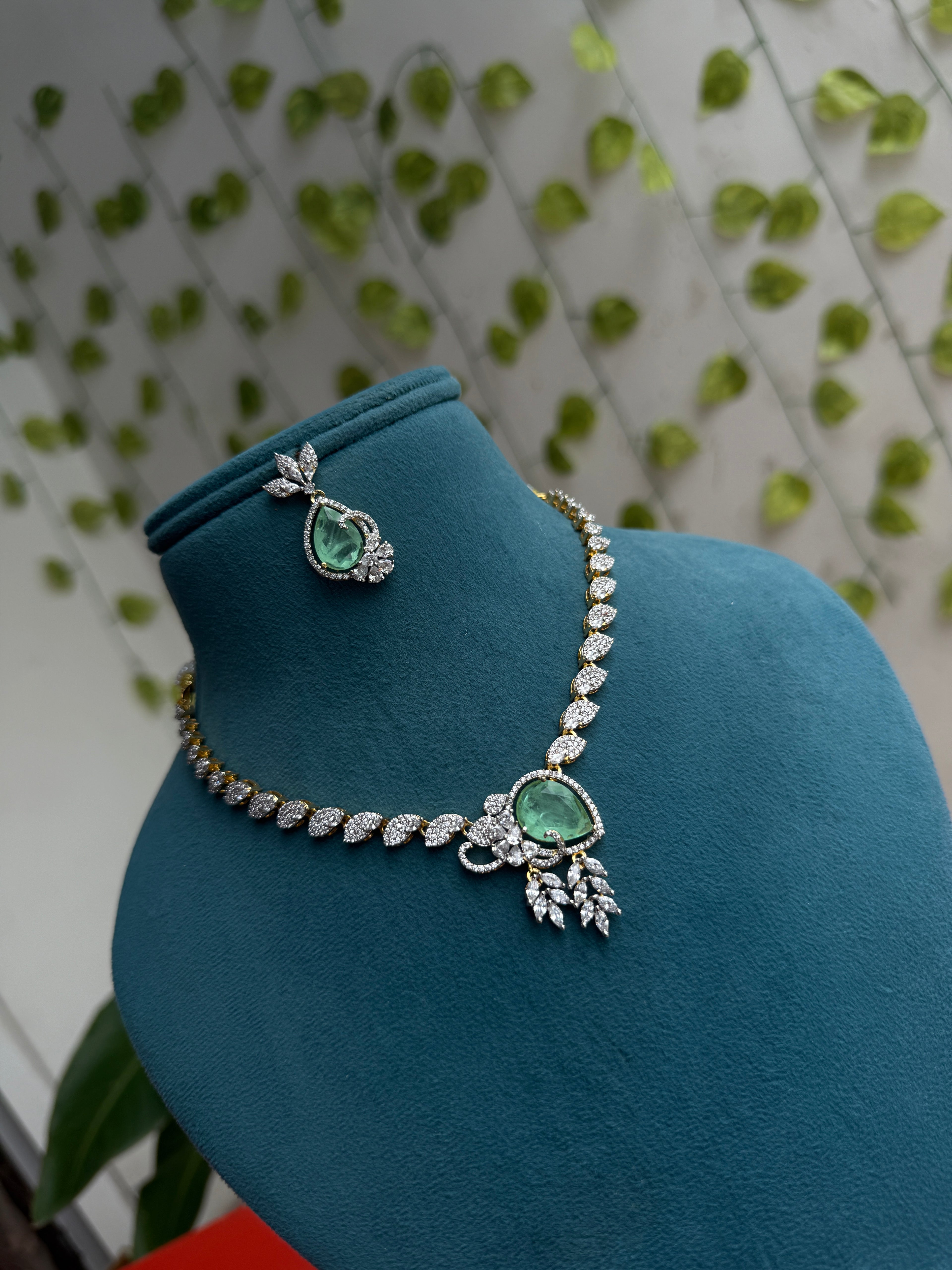 Mint Green Pear diamond  finish Neckset with earrings ns258