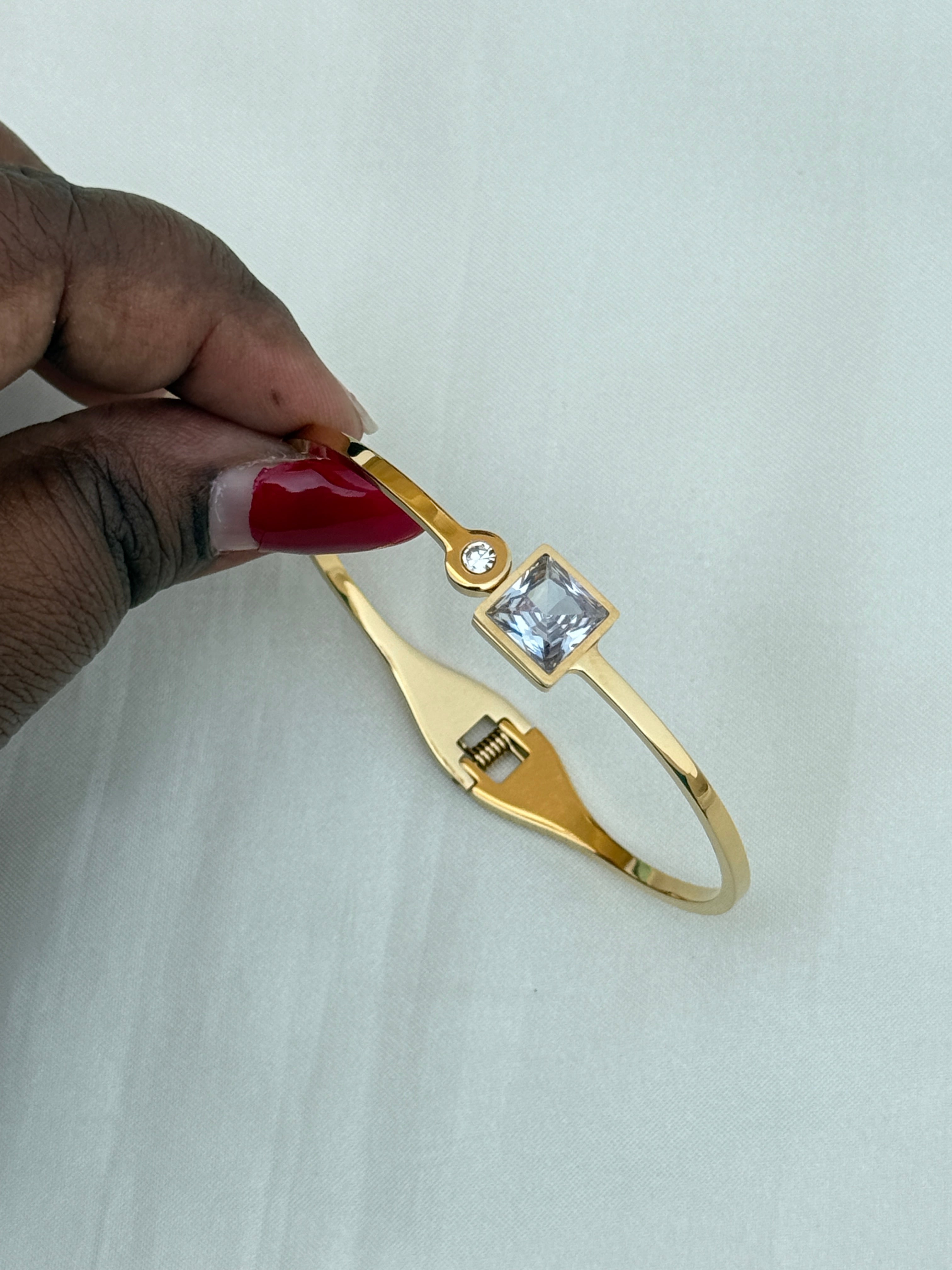 Ab541 anti tarnish openable kada bracelet