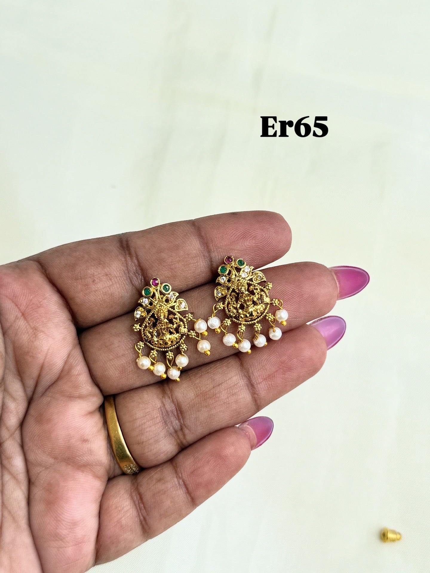 Er65 pearl Lakshmi Devi earrings