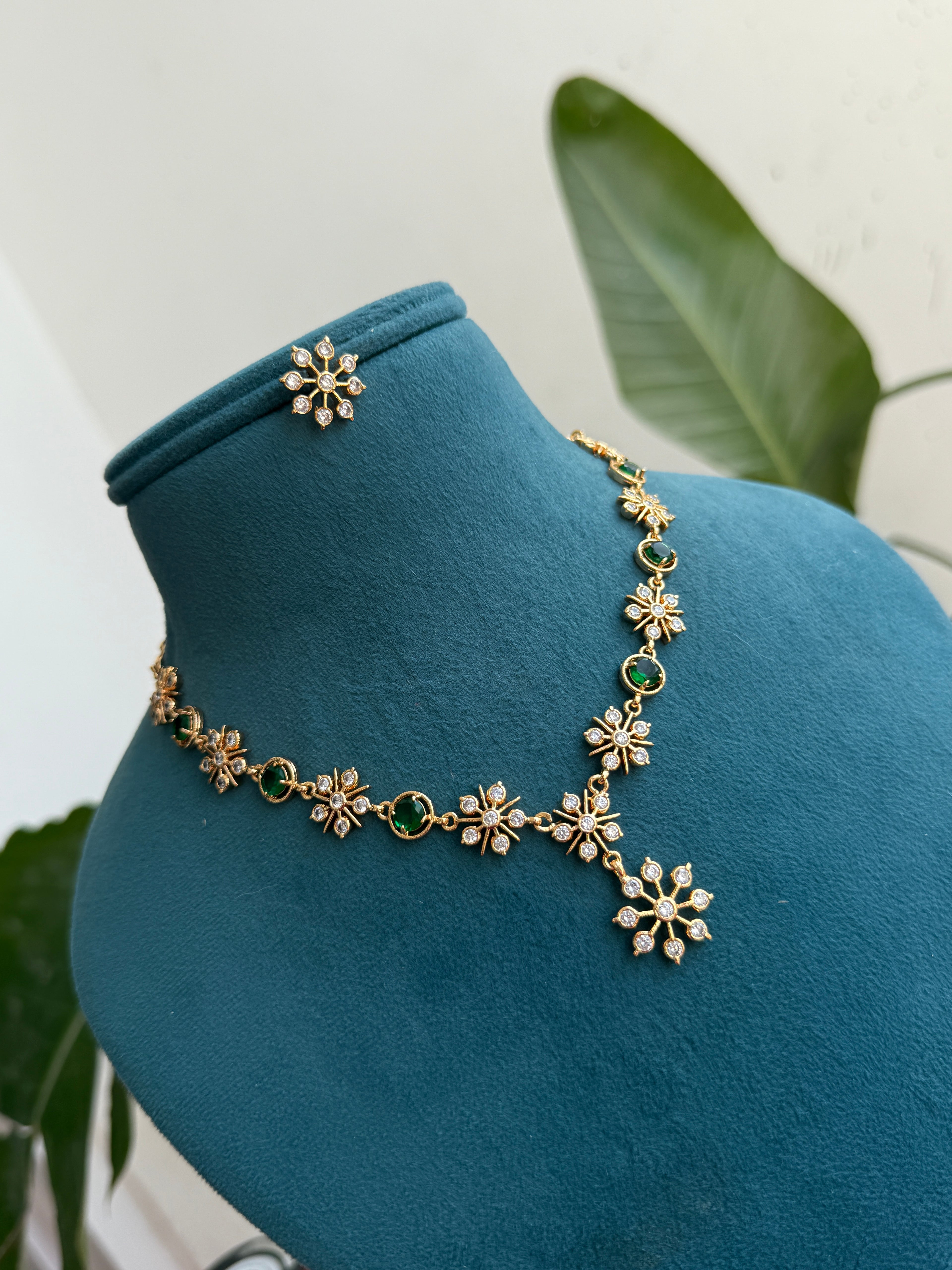 Ph161 Panchaloham short neckset with ear studs