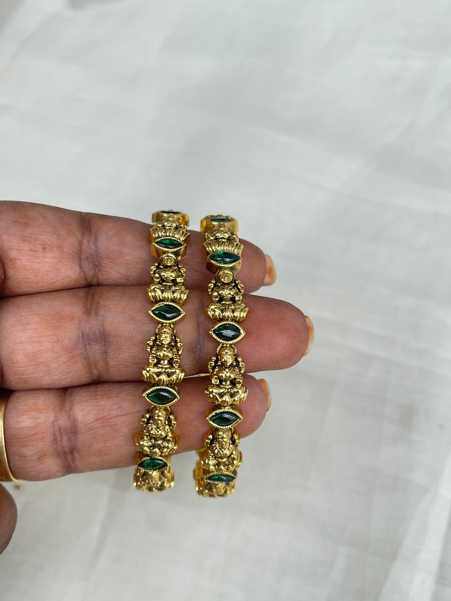 Bh 1549 Antique Lakshmi devi bangles sb513