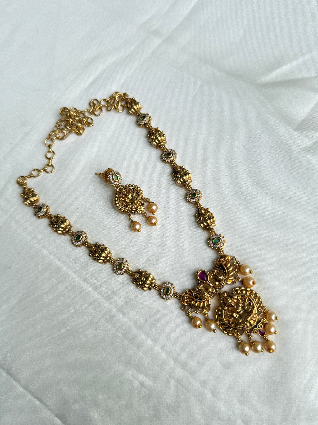 Ns290 Lakshmi Devi neckset suits for kids and adults