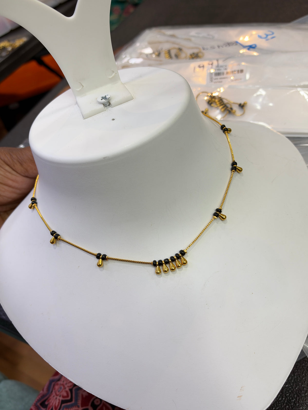 Bb459 18 inches single line blackbeads