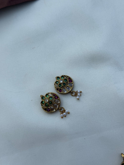 Bg0013 Kemp bugadi earrings