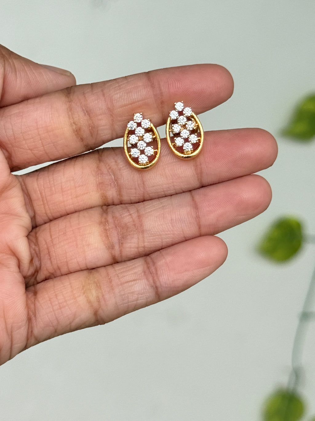 Ph535 panchaloham oval studs