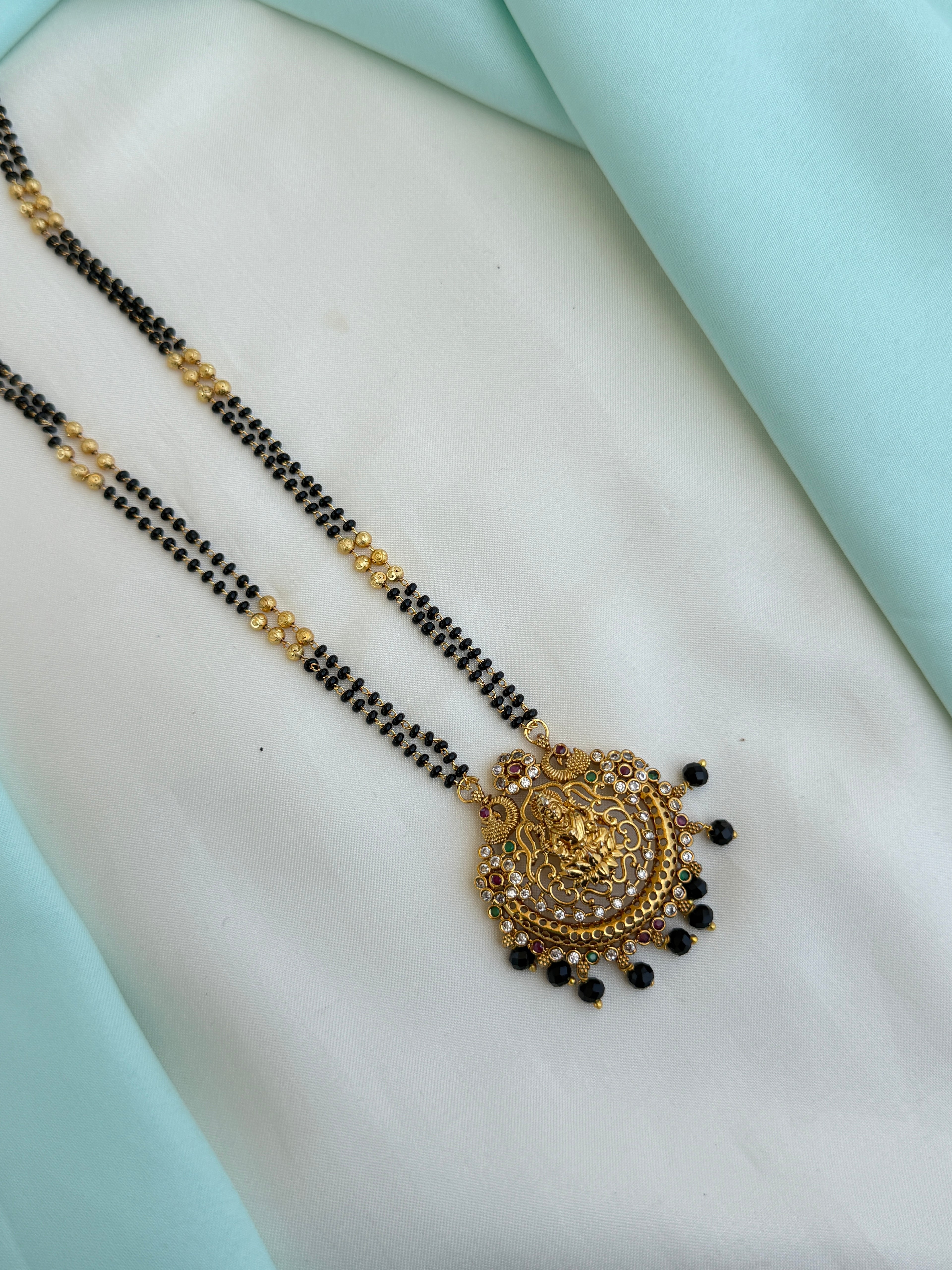 Bb133 lakshmidevi matt finishing 28 inches 2 layers blackbeads