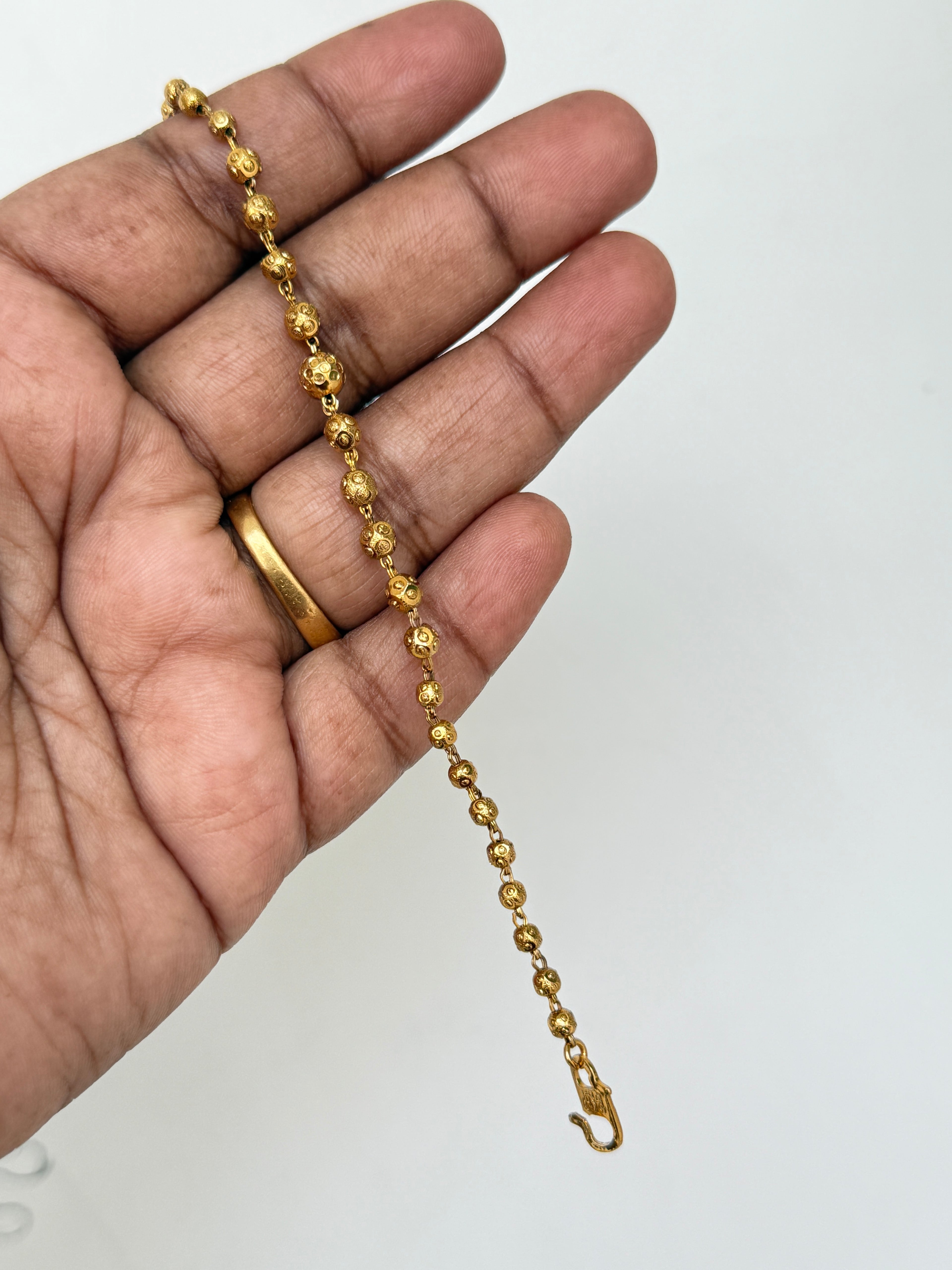 Br513 adjustable gold ball bracelet