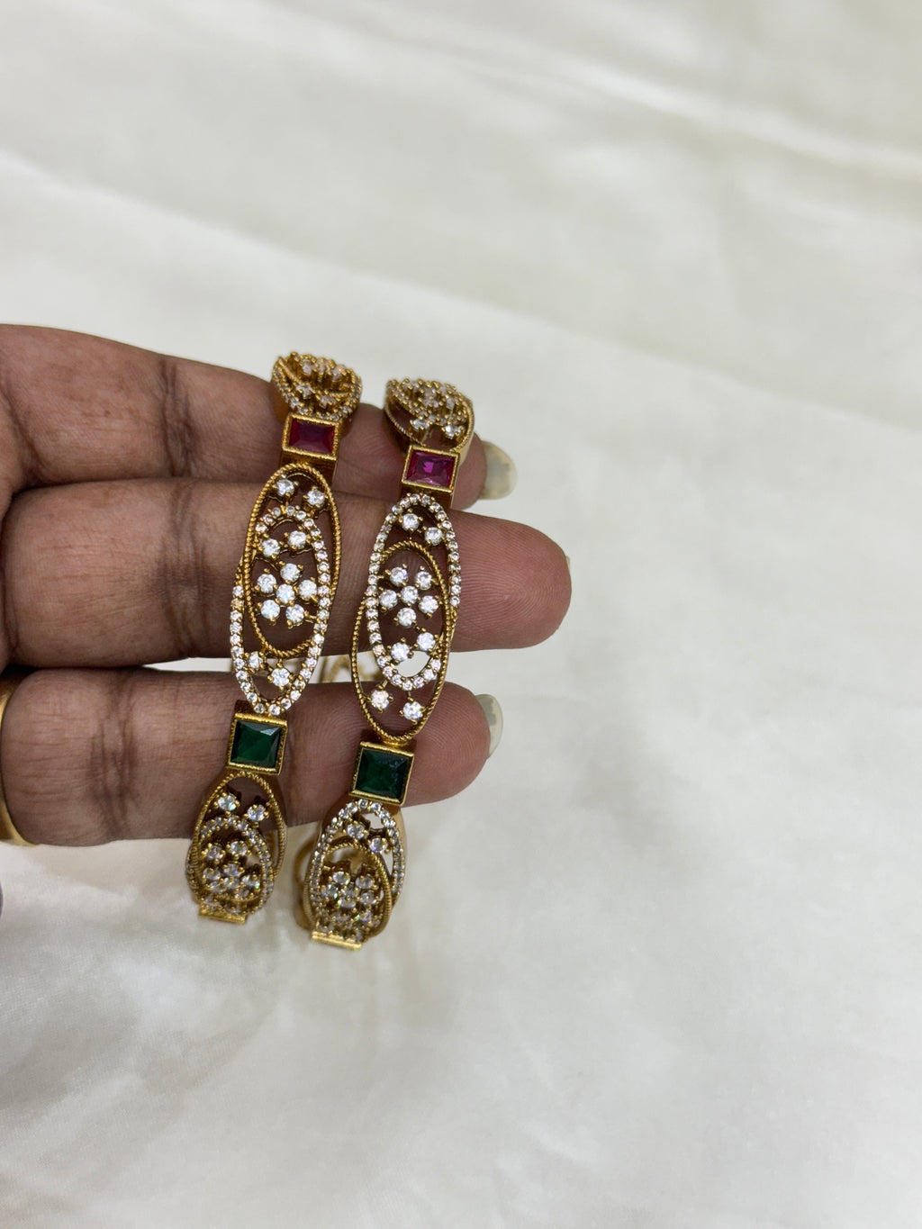 Sb120 Multi stone Bangles pack