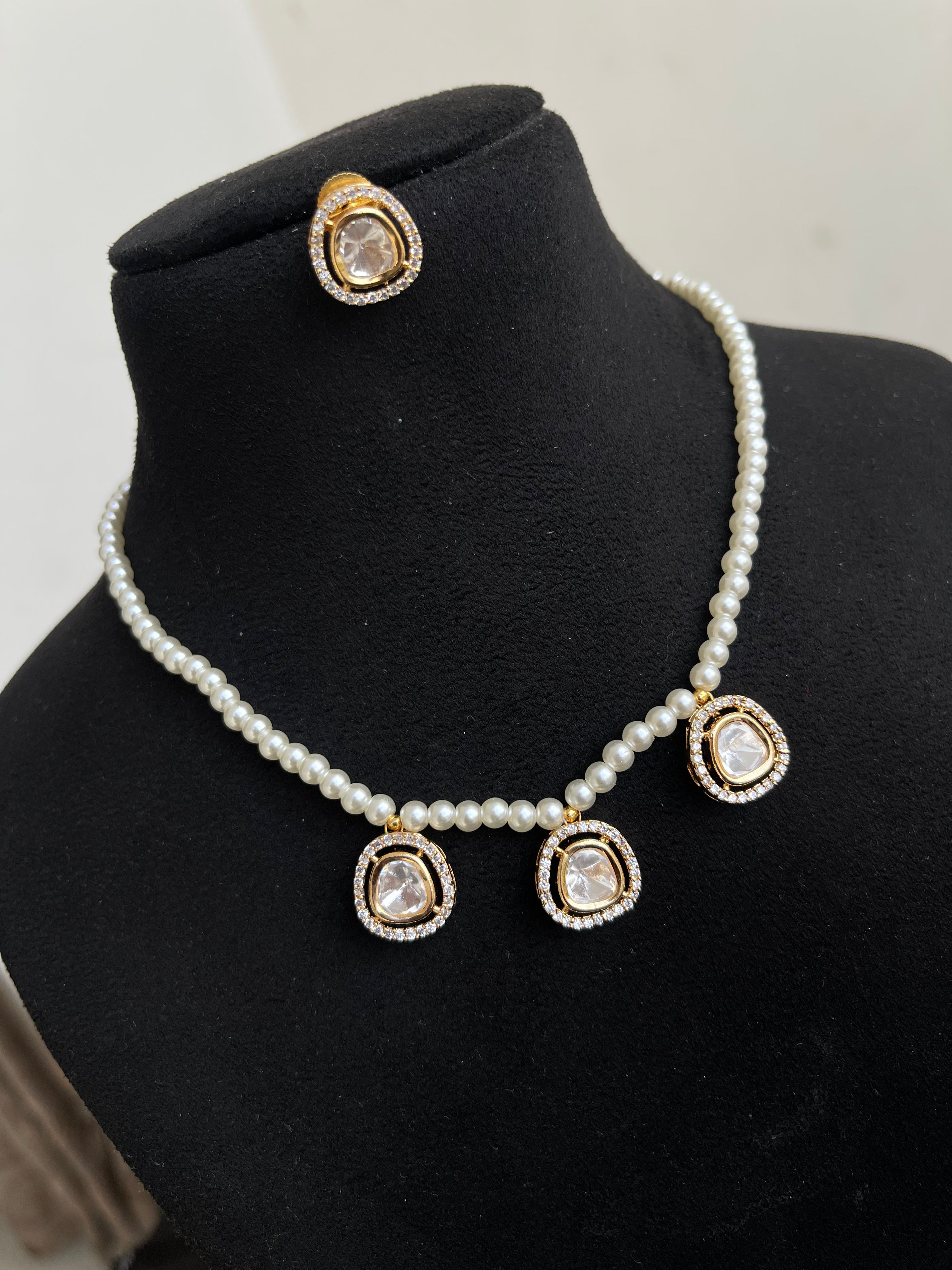 Pearl Kundan simple neckset with earrings pc006