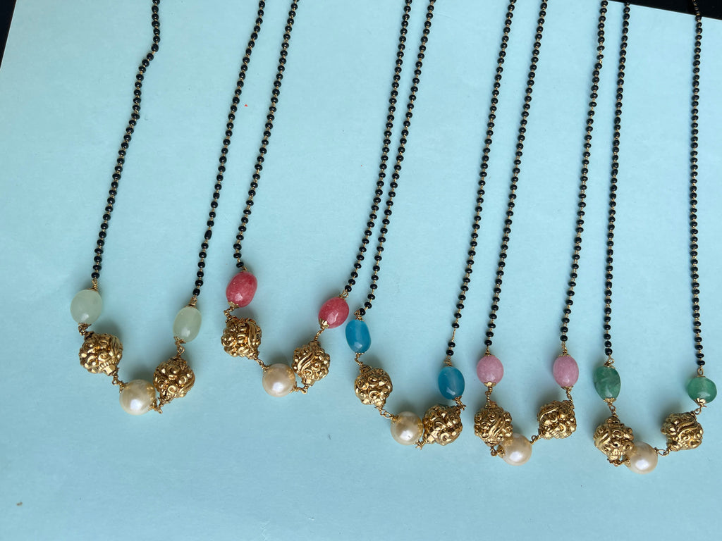 Single line nakshi balls short blackbeads