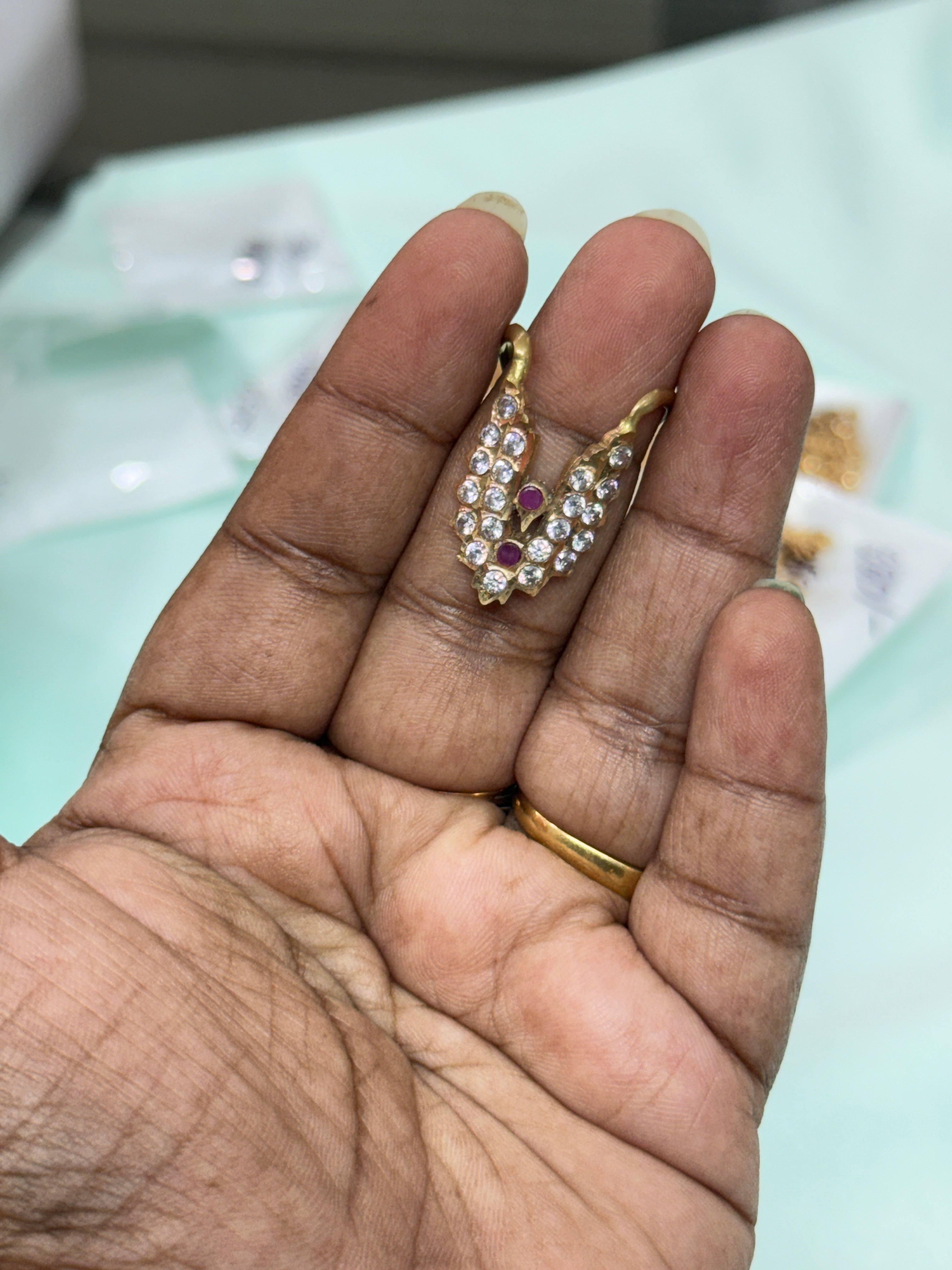 Ph100 Panchaloham polished Vanky stones finger ring