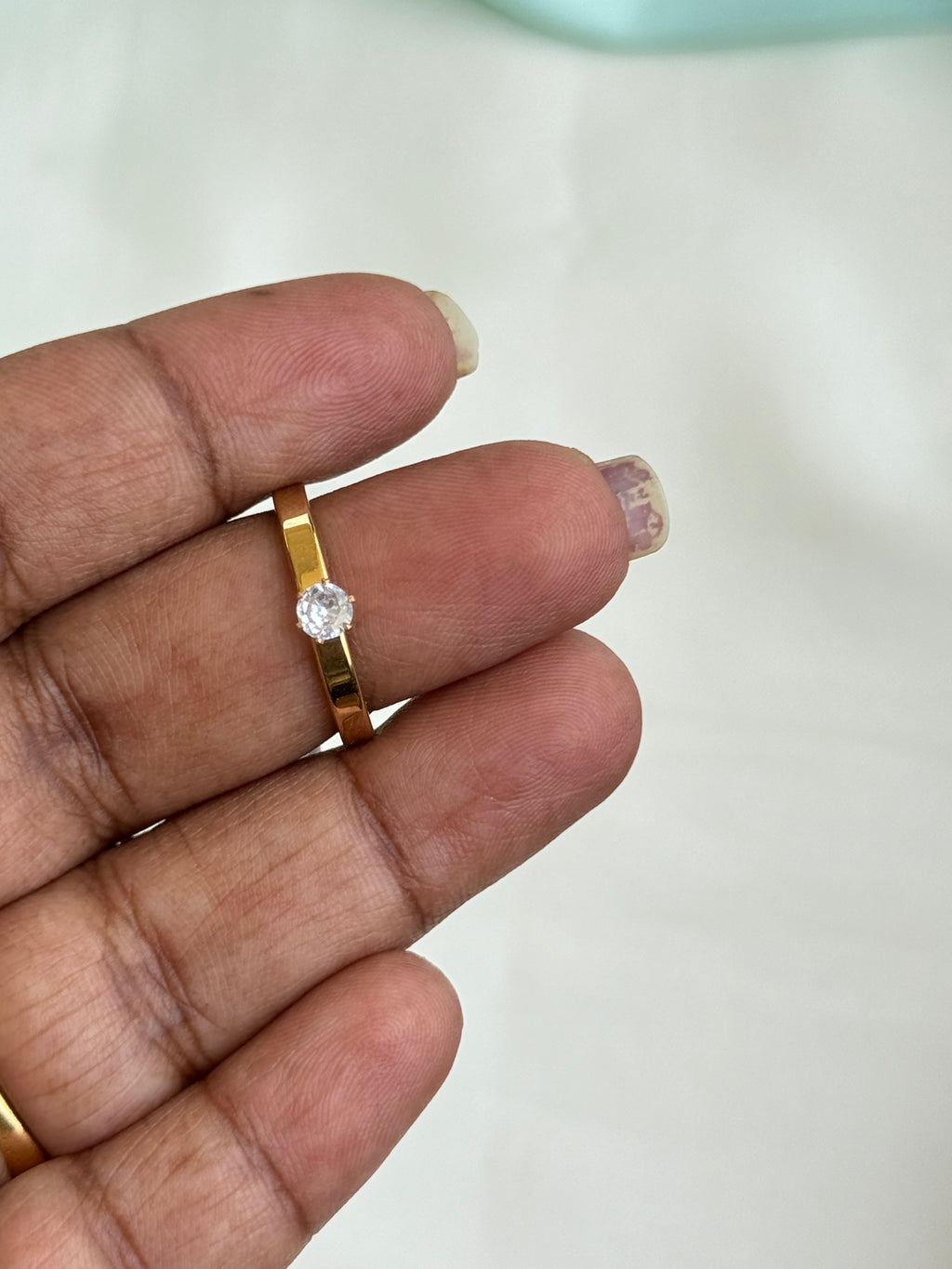 Rg086 anti tarnish white stone finger rings