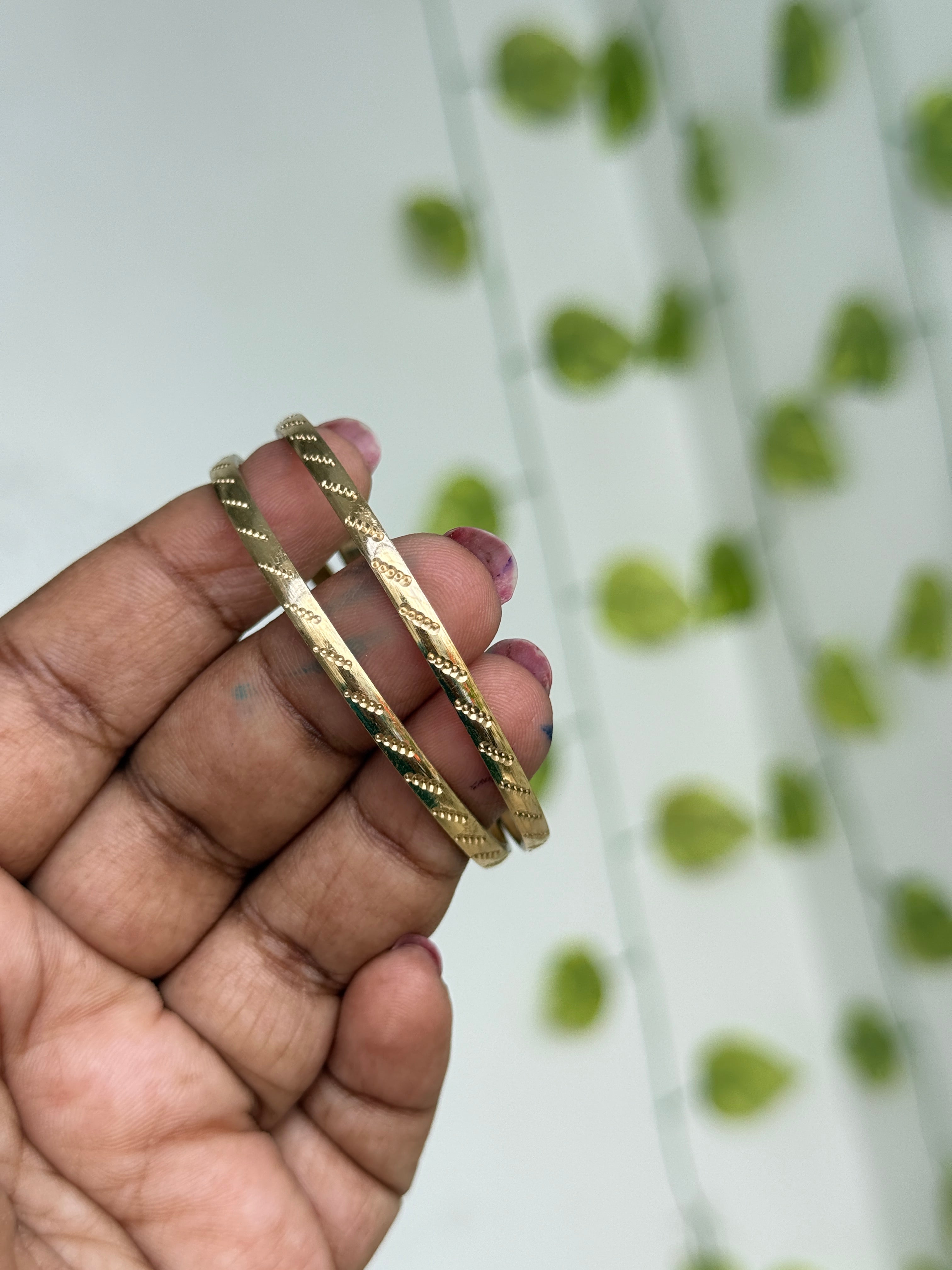 Kd061 Panchaloham Unpolished kids bangles with dotted lines