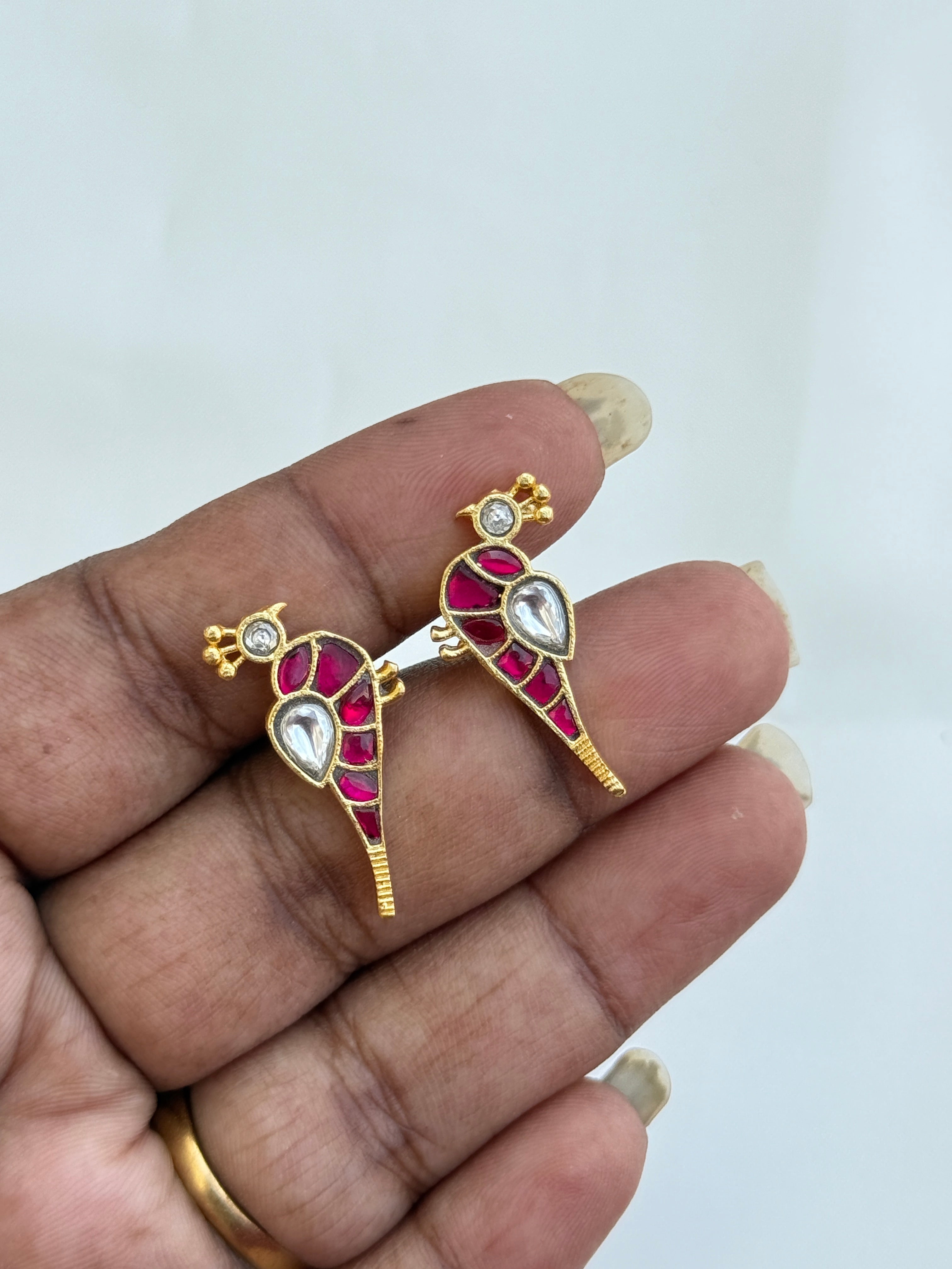 St021 jadau kundan parrot stud