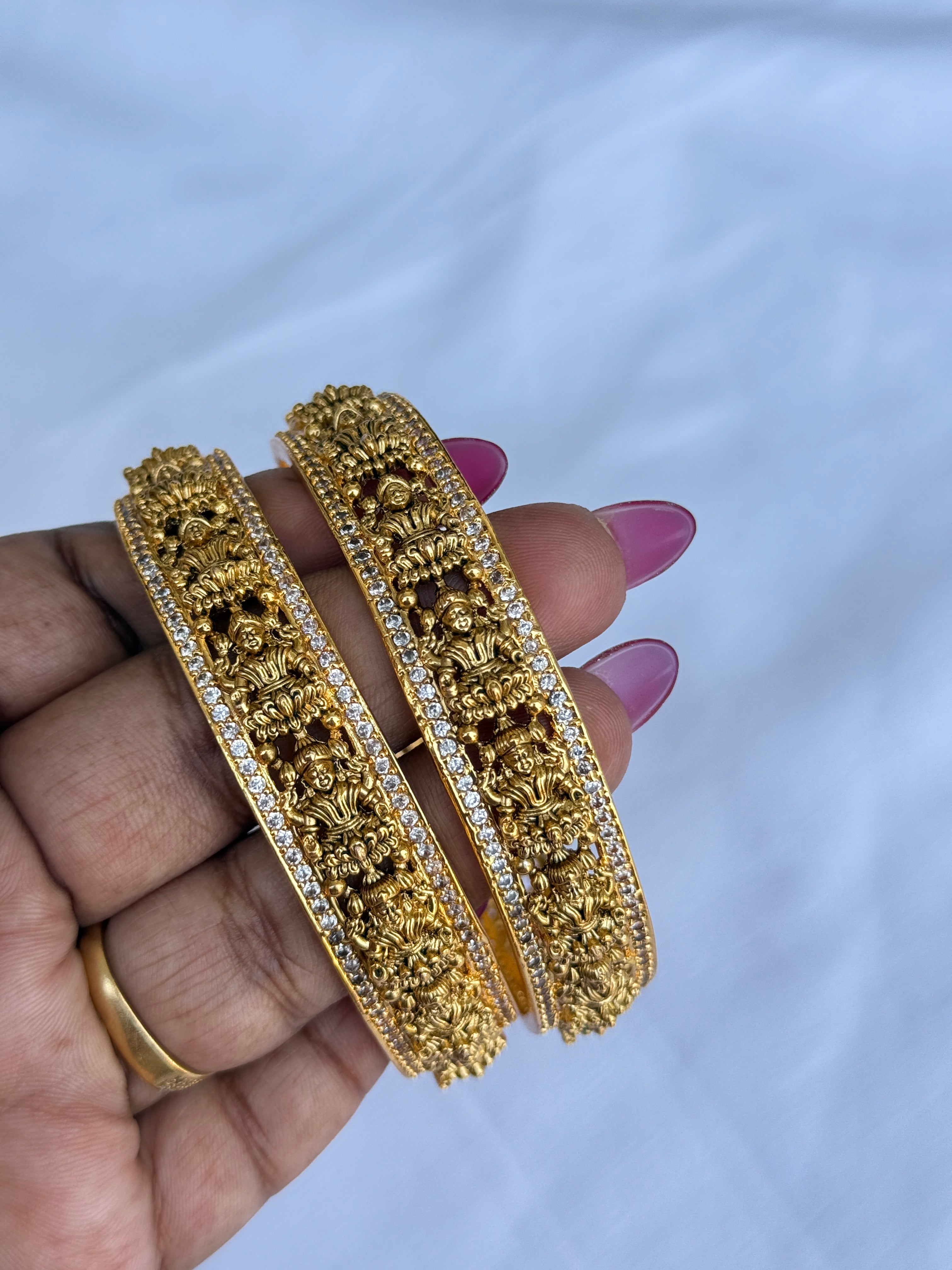 Sb101 Lakshmi Devi broad bangles