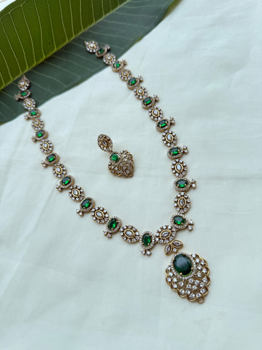 Lh2006 uncuts corals green beads haram