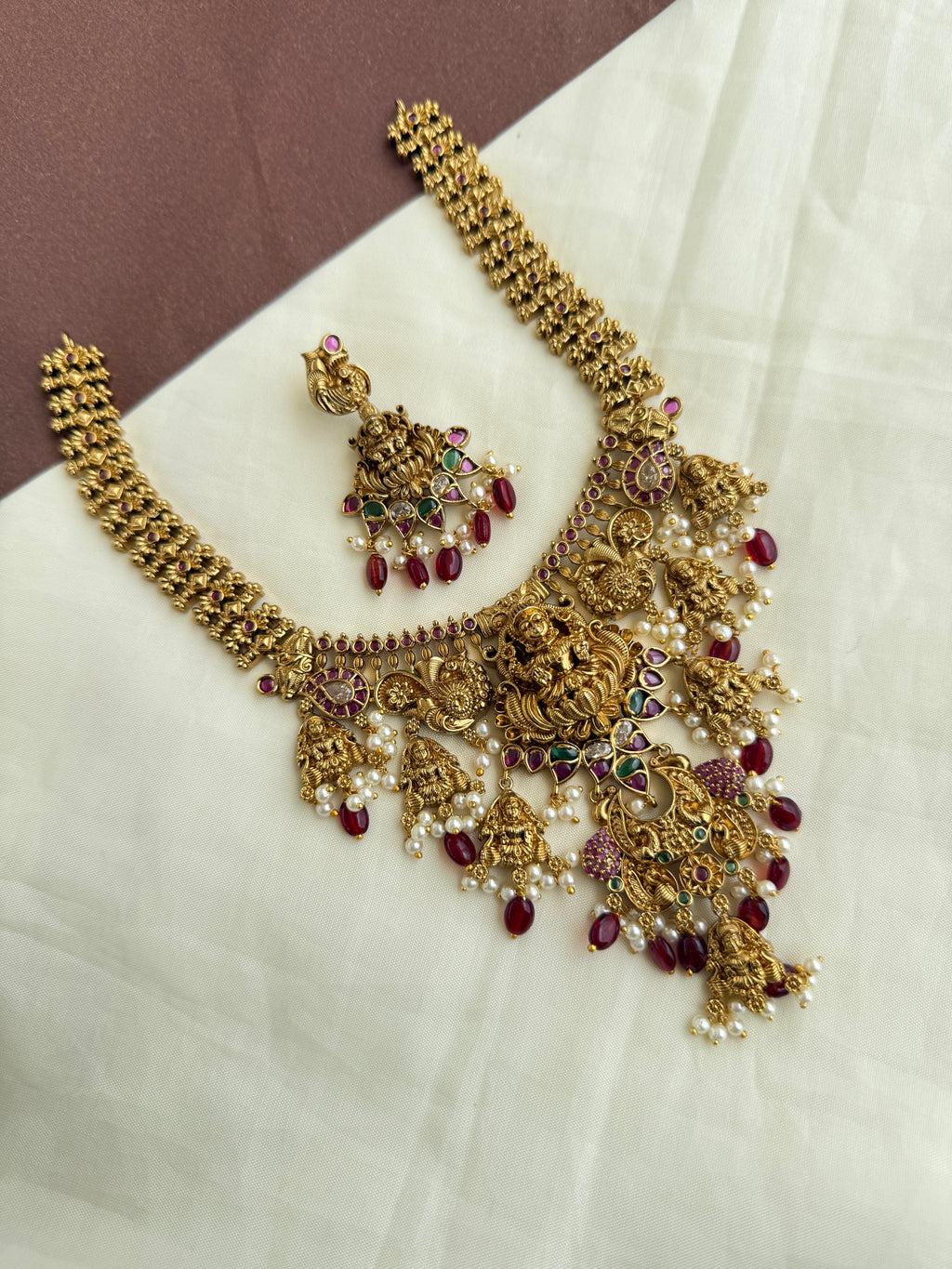 Ns279 Lakshmi Devi Ruby neckset with earrings