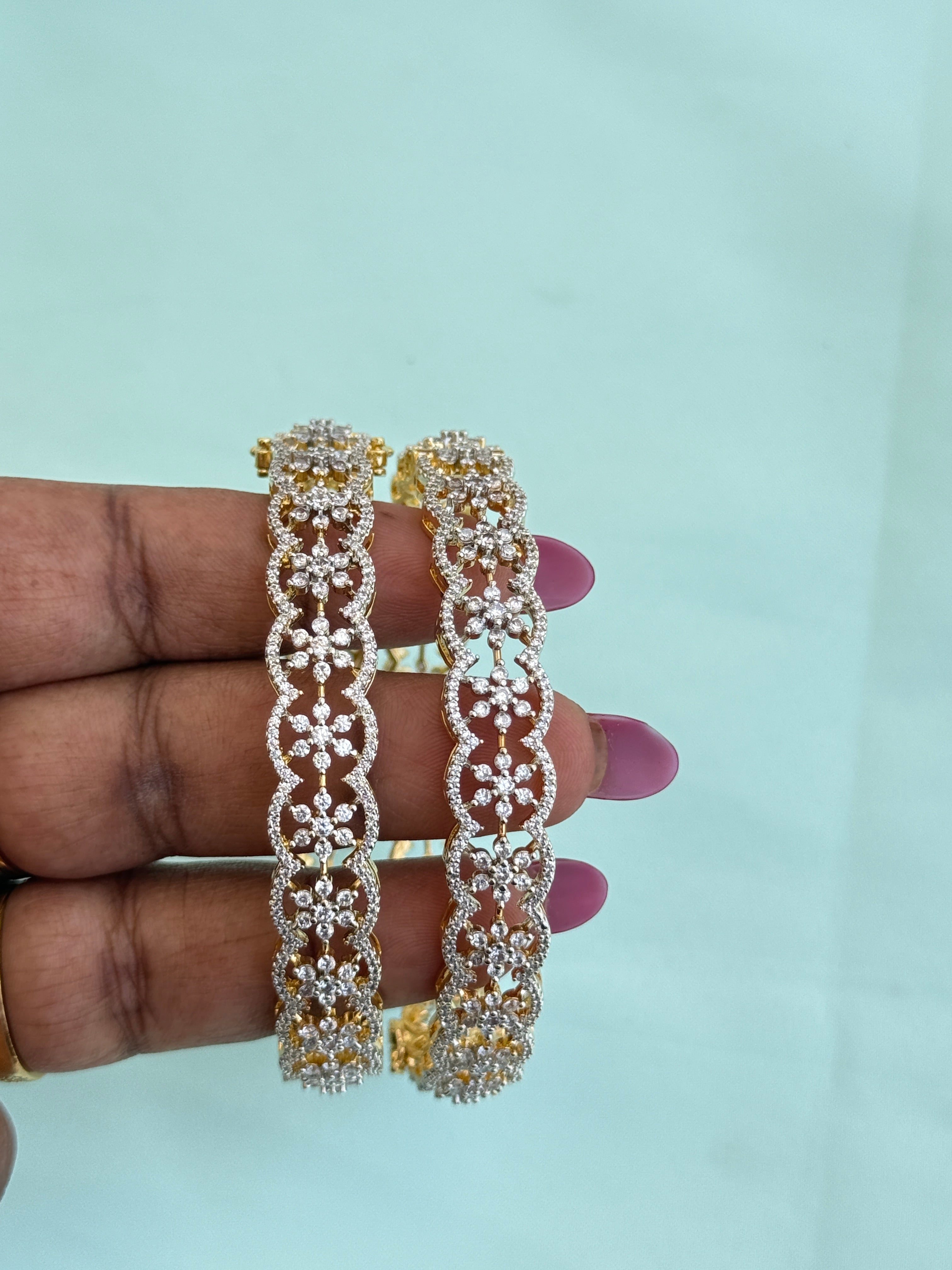 Sb621 diamond finishing openable flower bangles