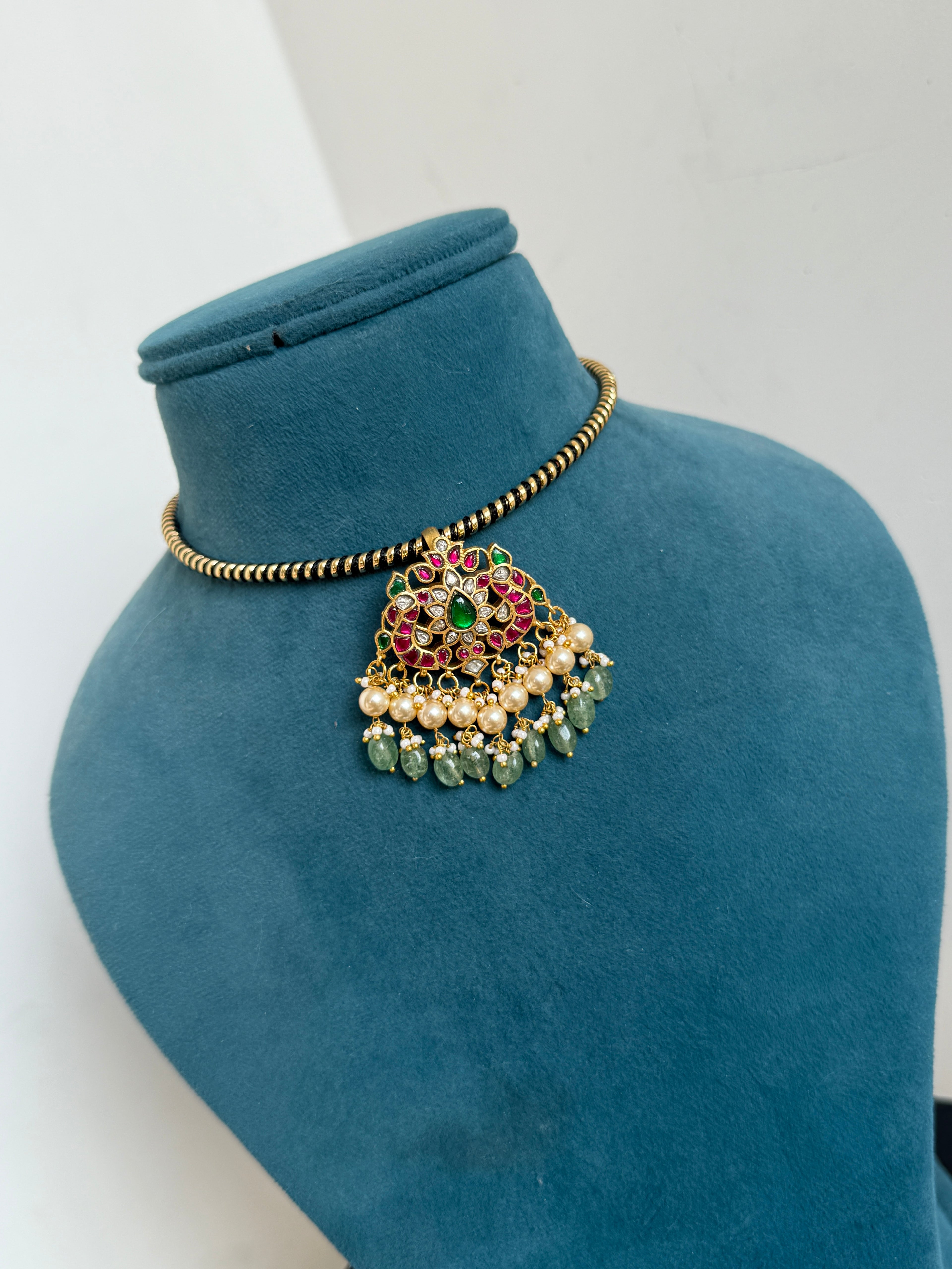 Hs023 hasli with jadau kundan pendent