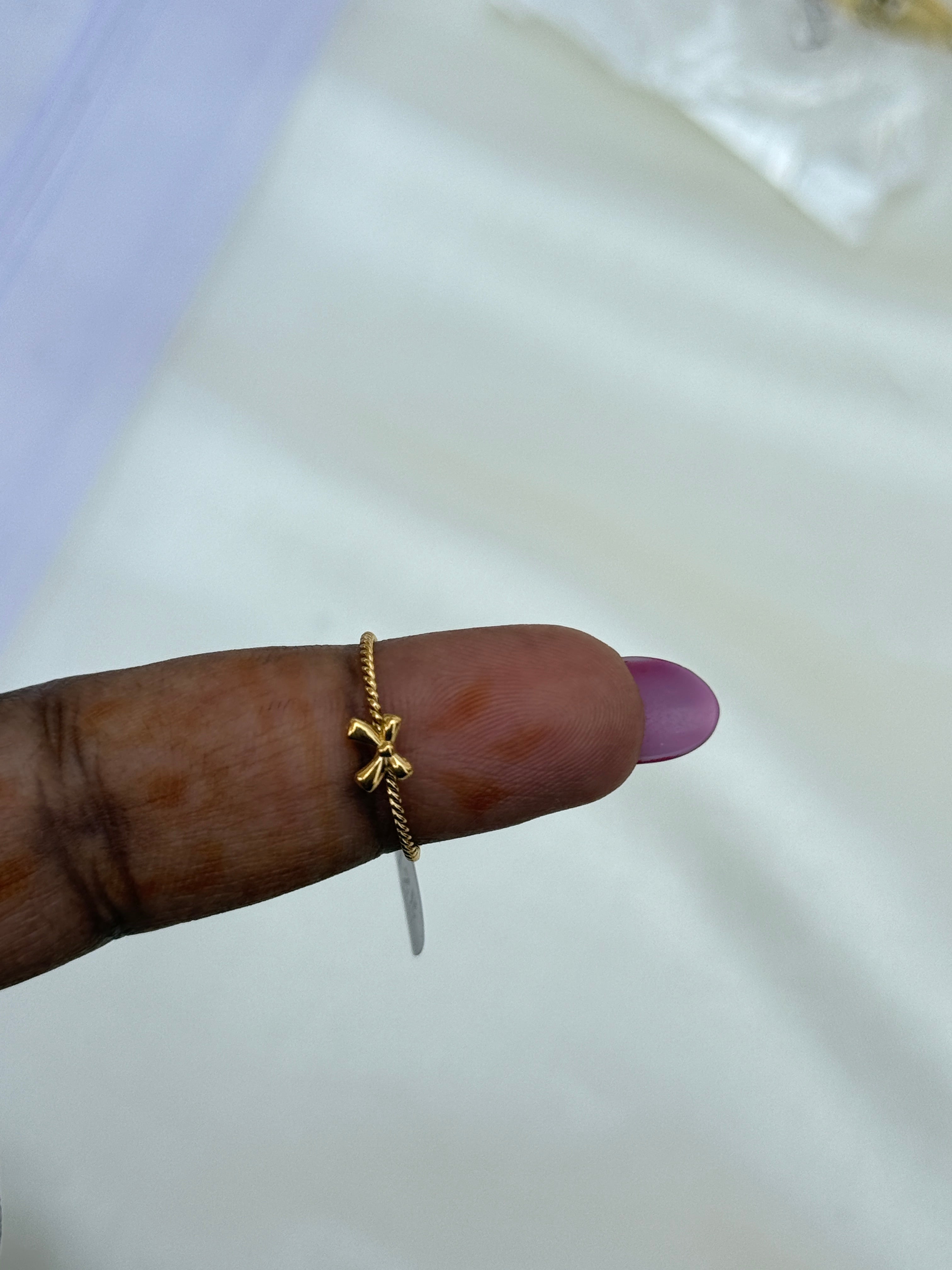 Rg063 anti tarnish bow finger ring