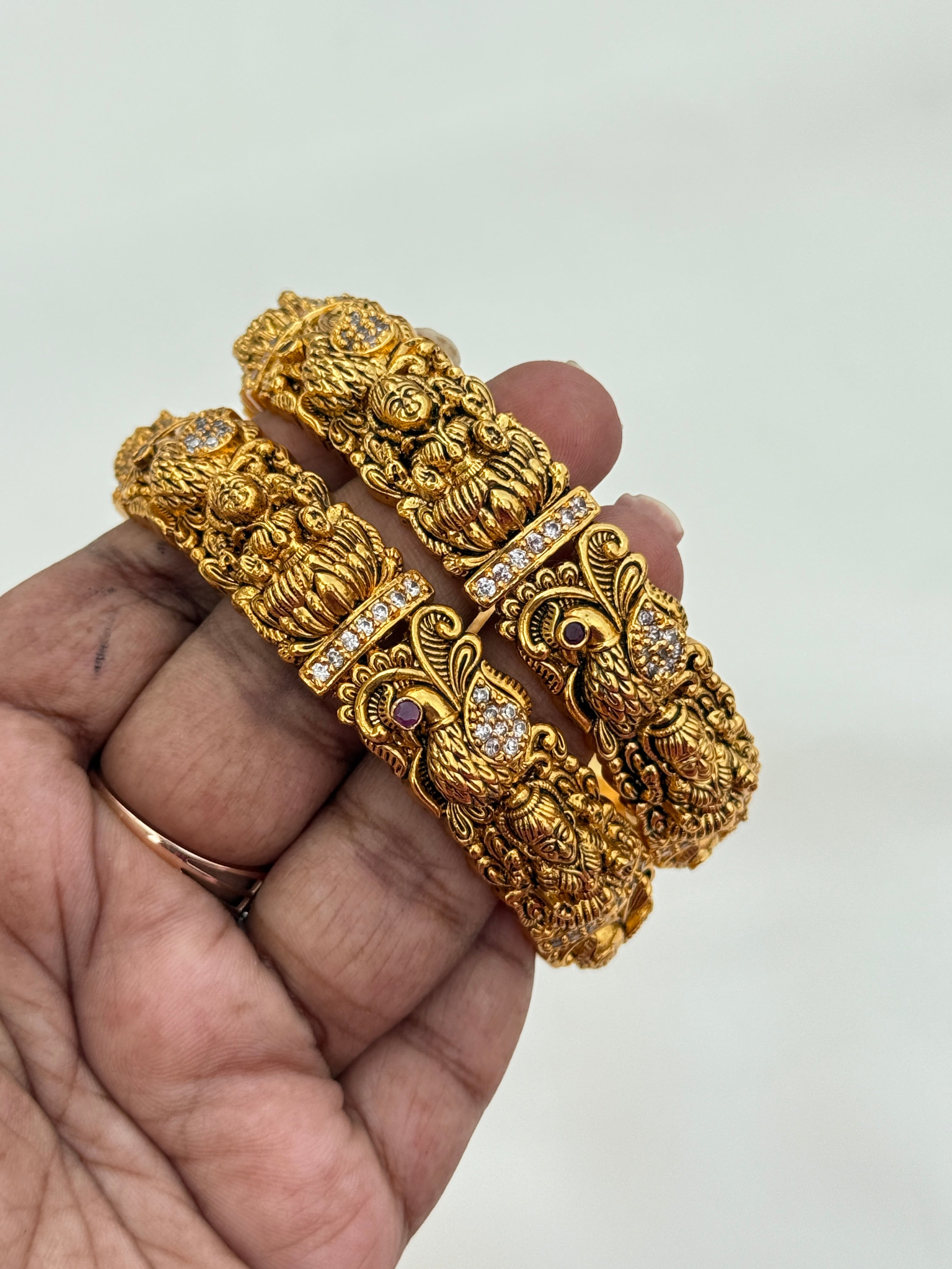 Sb154 peacock Lakshmidevi nakshi bangles