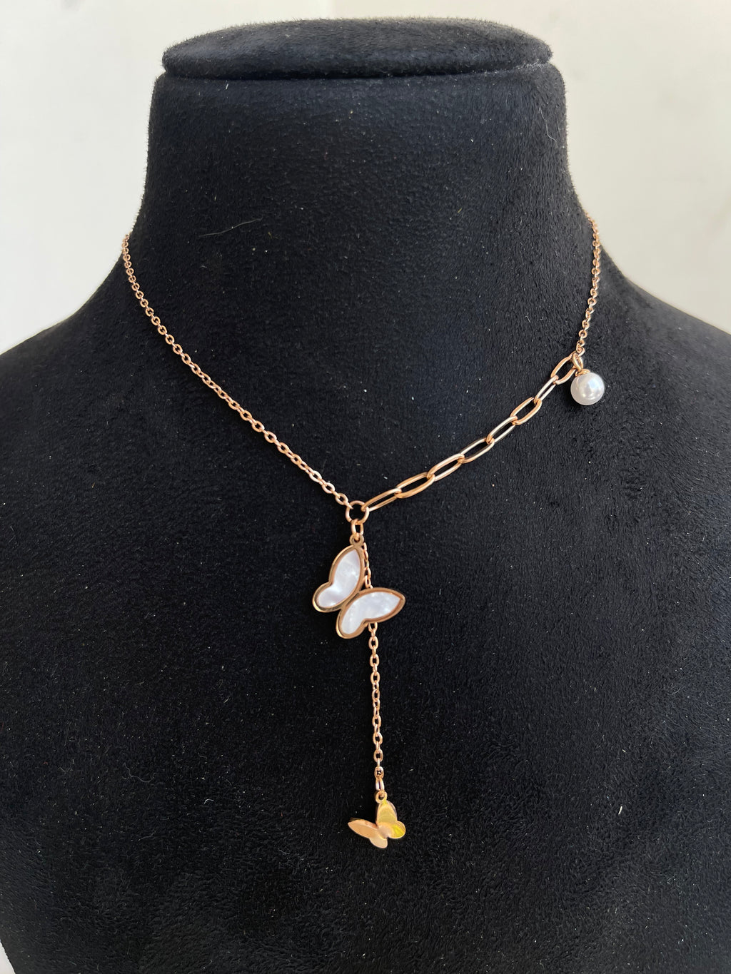 Butterfly pendant dailywear chain